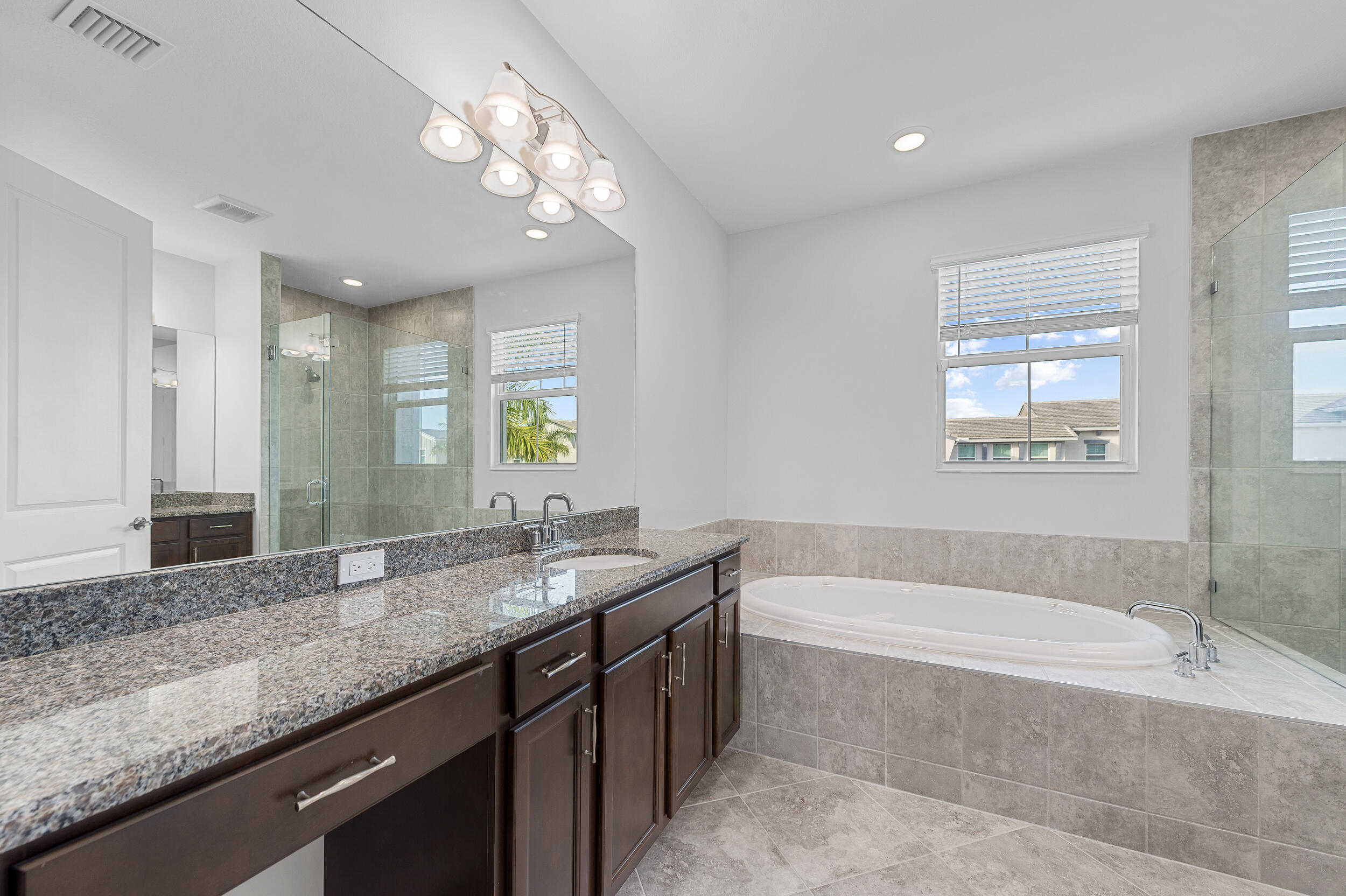 MLS #RX-11147564 image #25