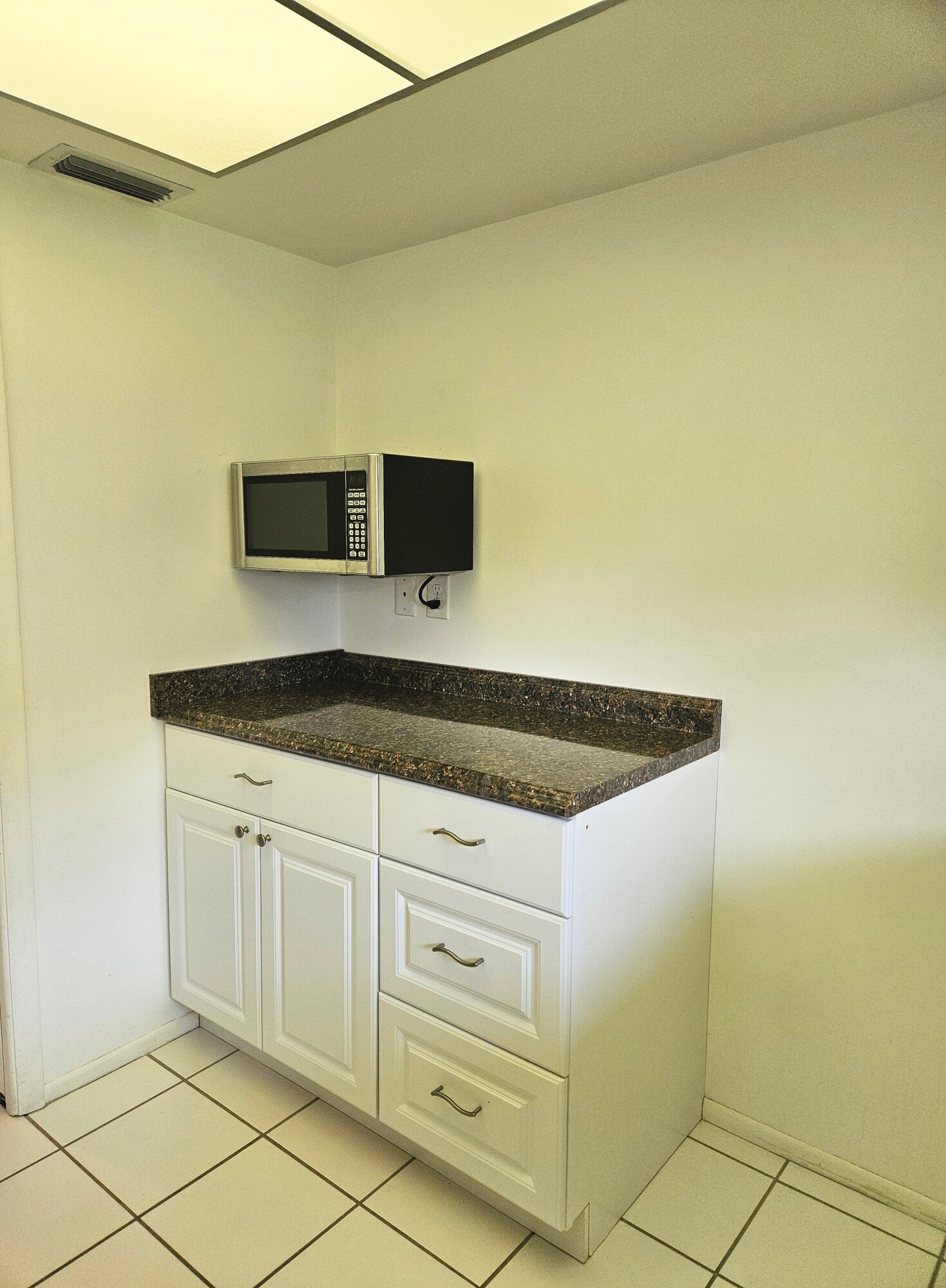 MLS #RX-11147587 image #6