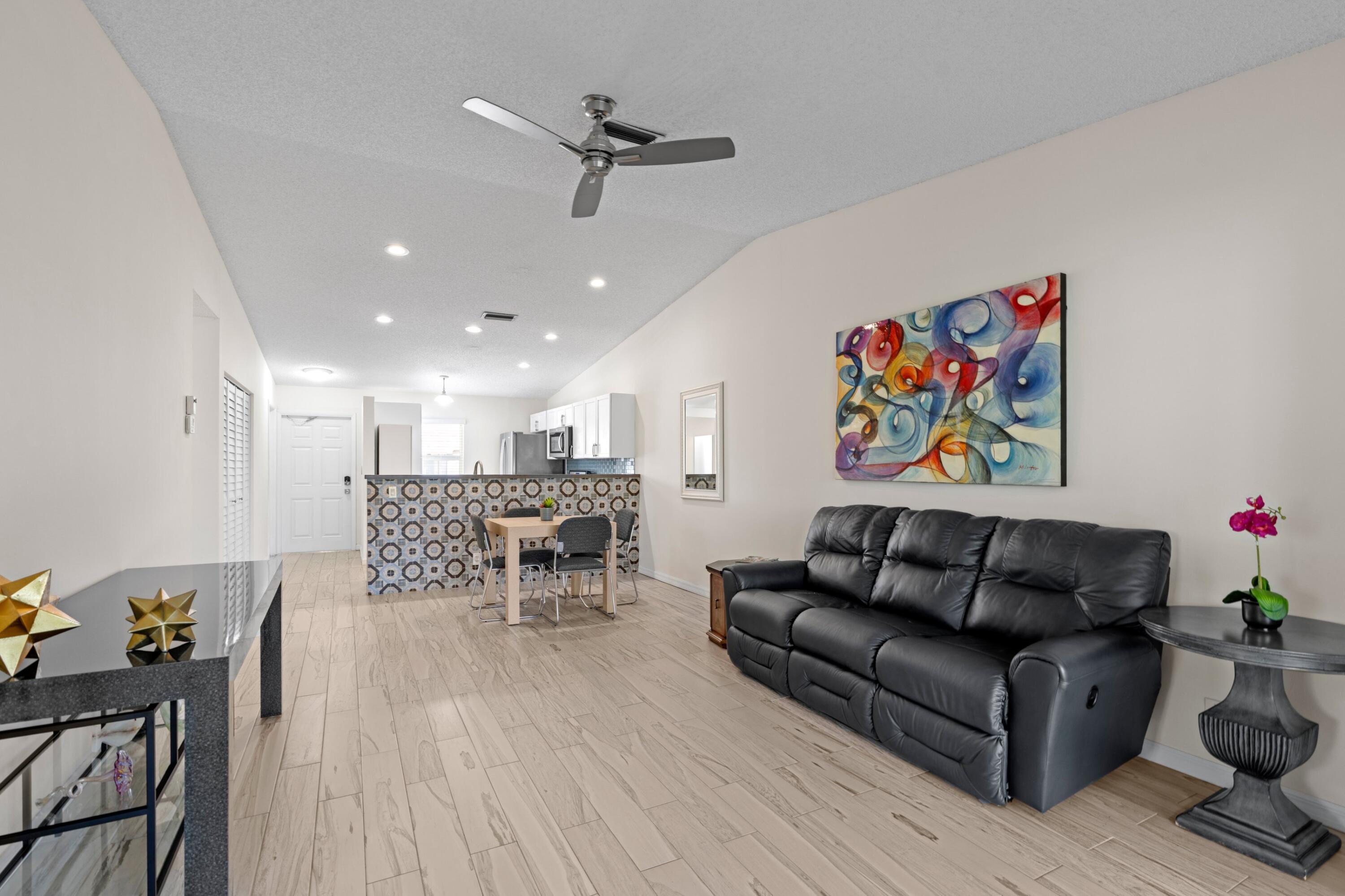 MLS #RX-11147602 image #4