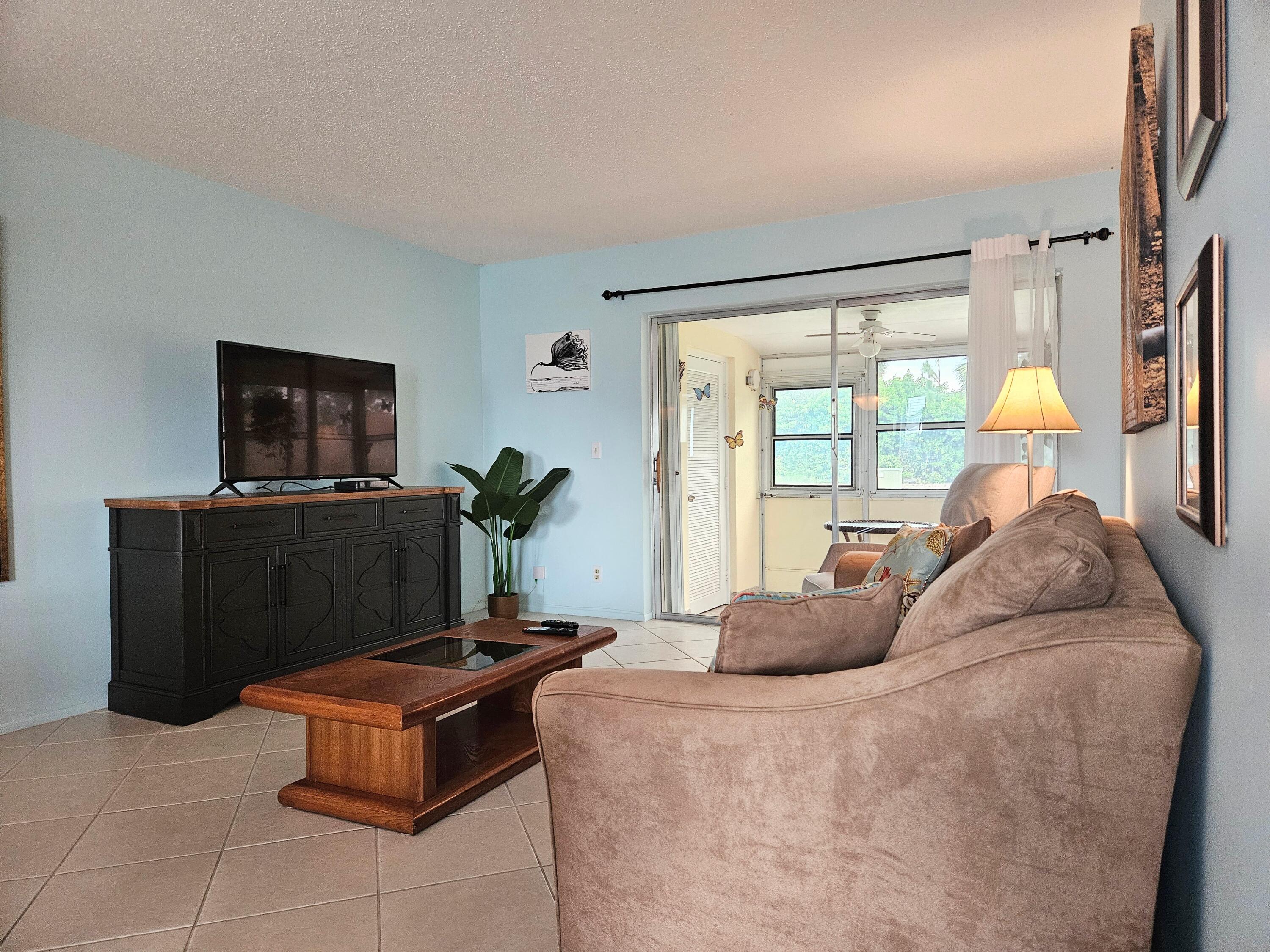 MLS #RX-11147609 image #10