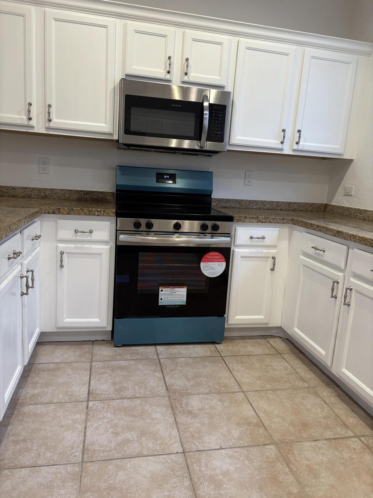 MLS #RX-11147624 image #2