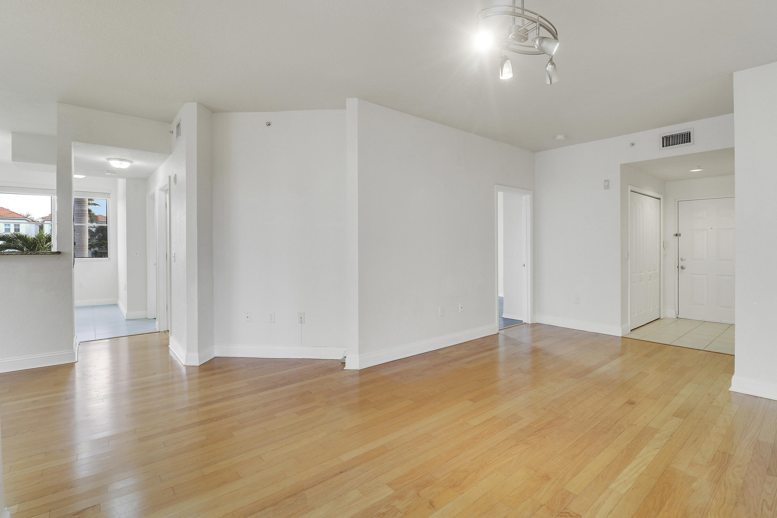 MLS #RX-11147658 image #6