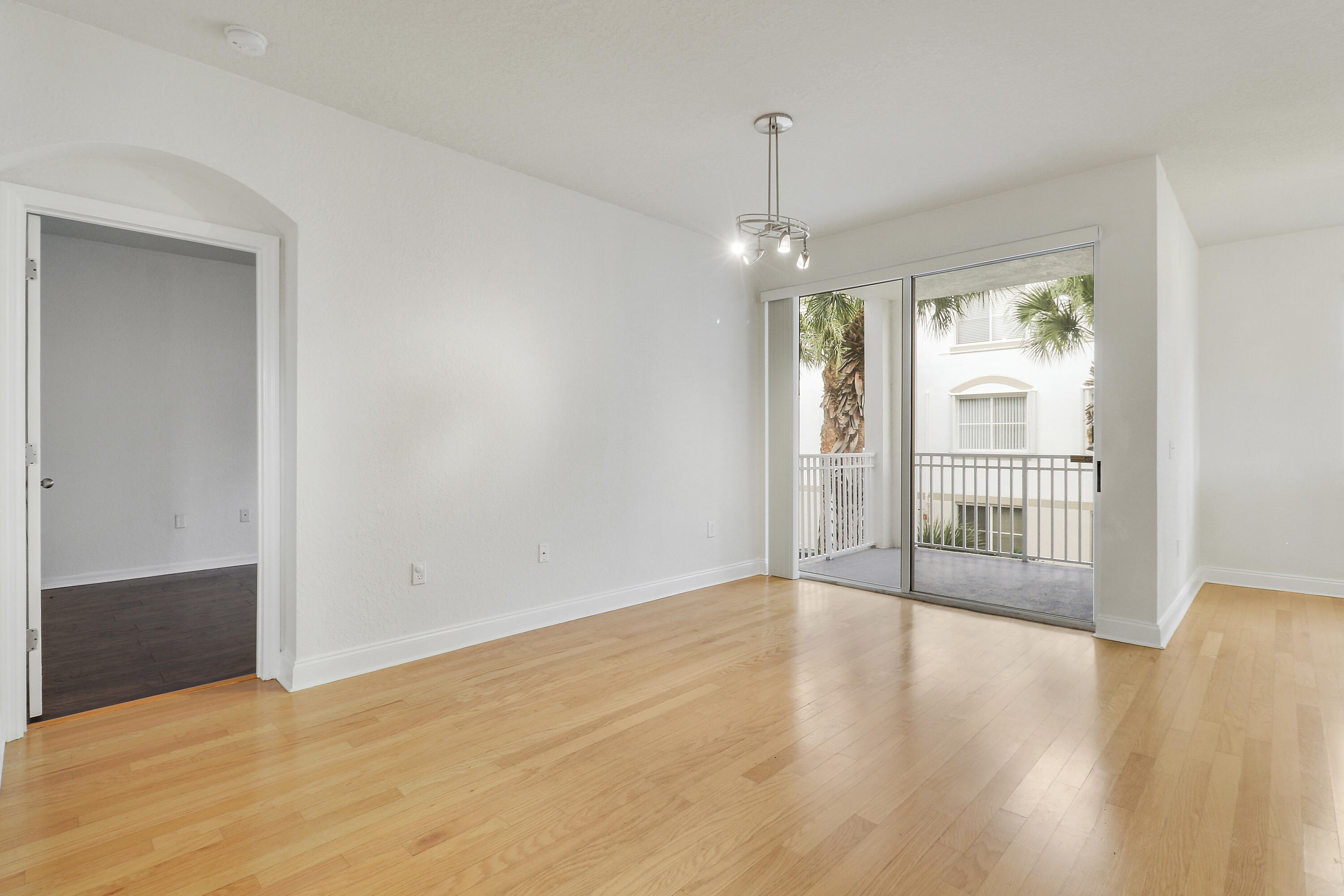 MLS #RX-11147658 image #9