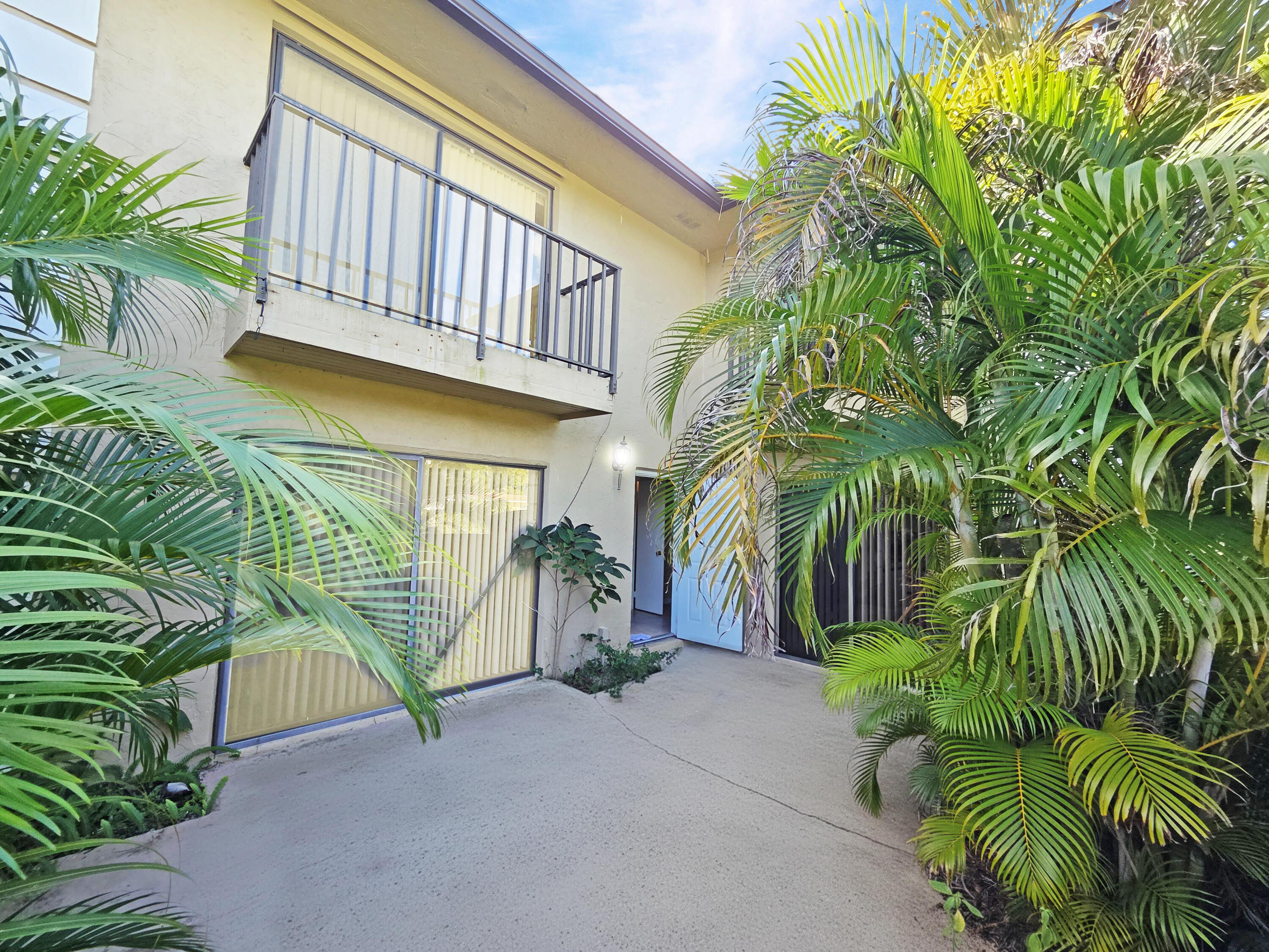 MLS #RX-11147700 image #1