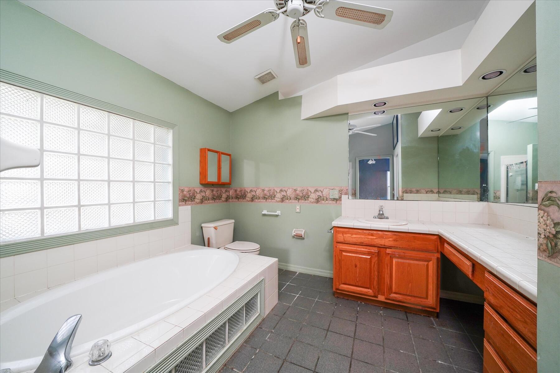 MLS #RX-11147773 image #8