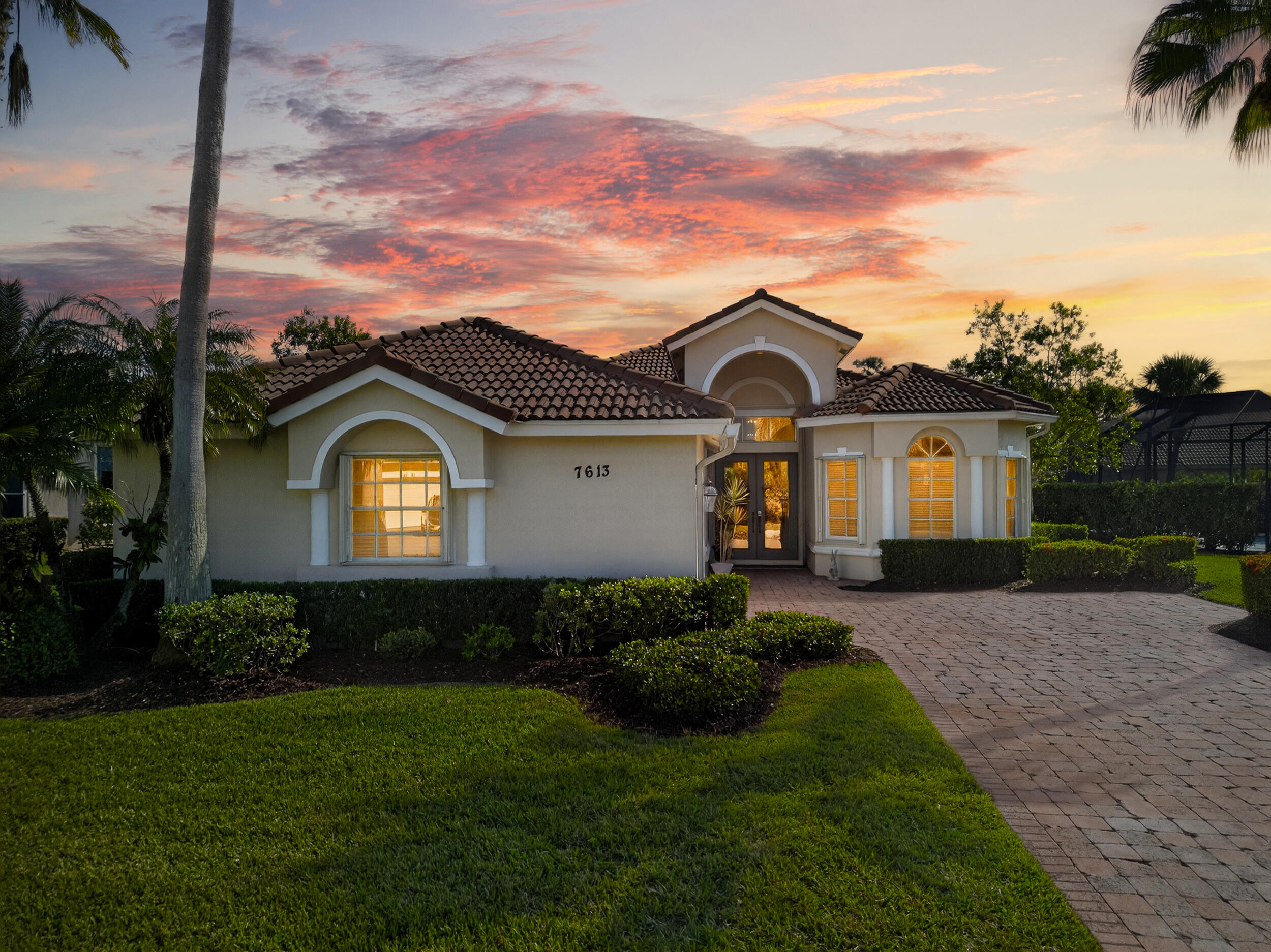 MLS #RX-11147810 image #0