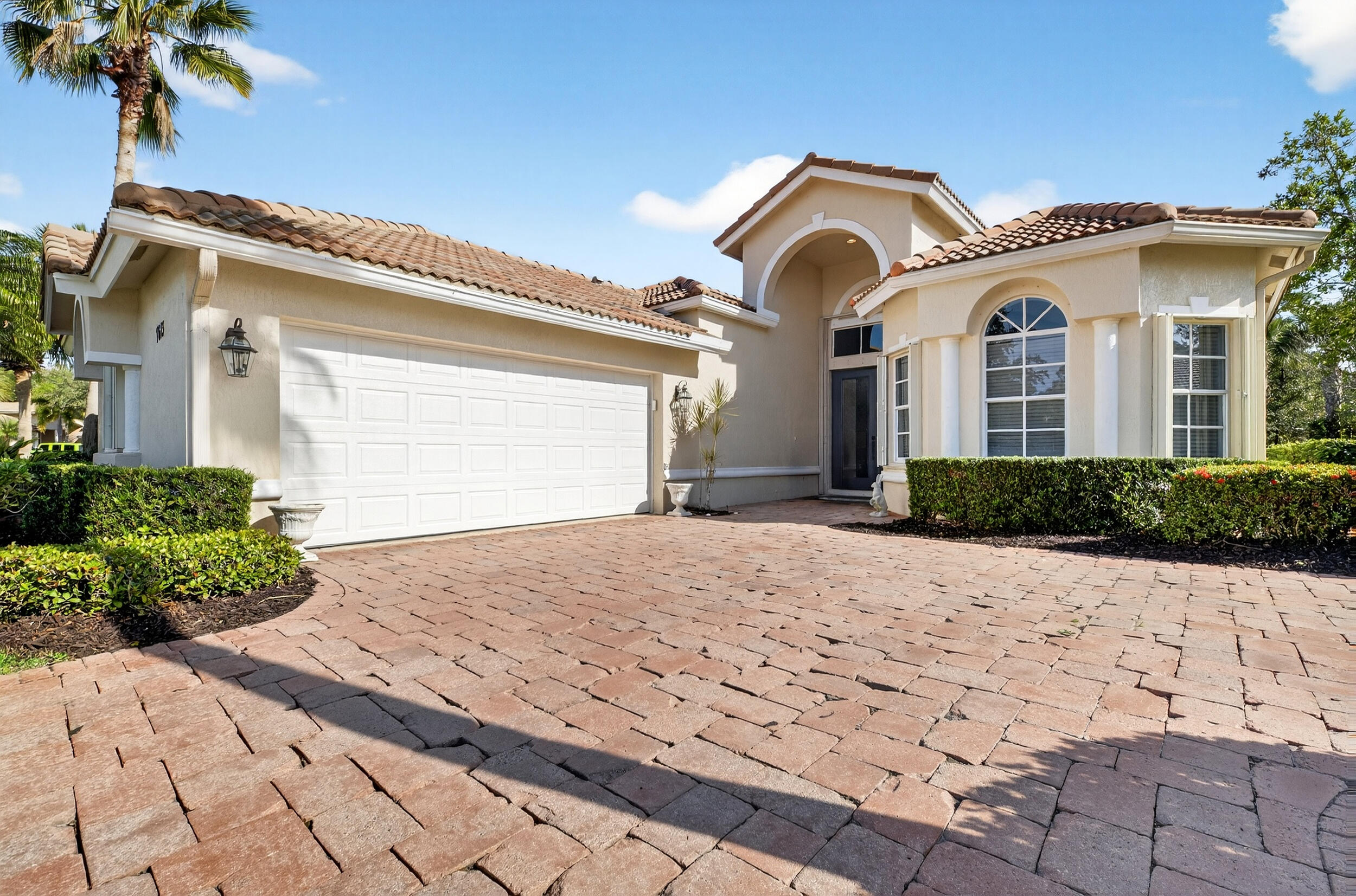 MLS #RX-11147810 image #2