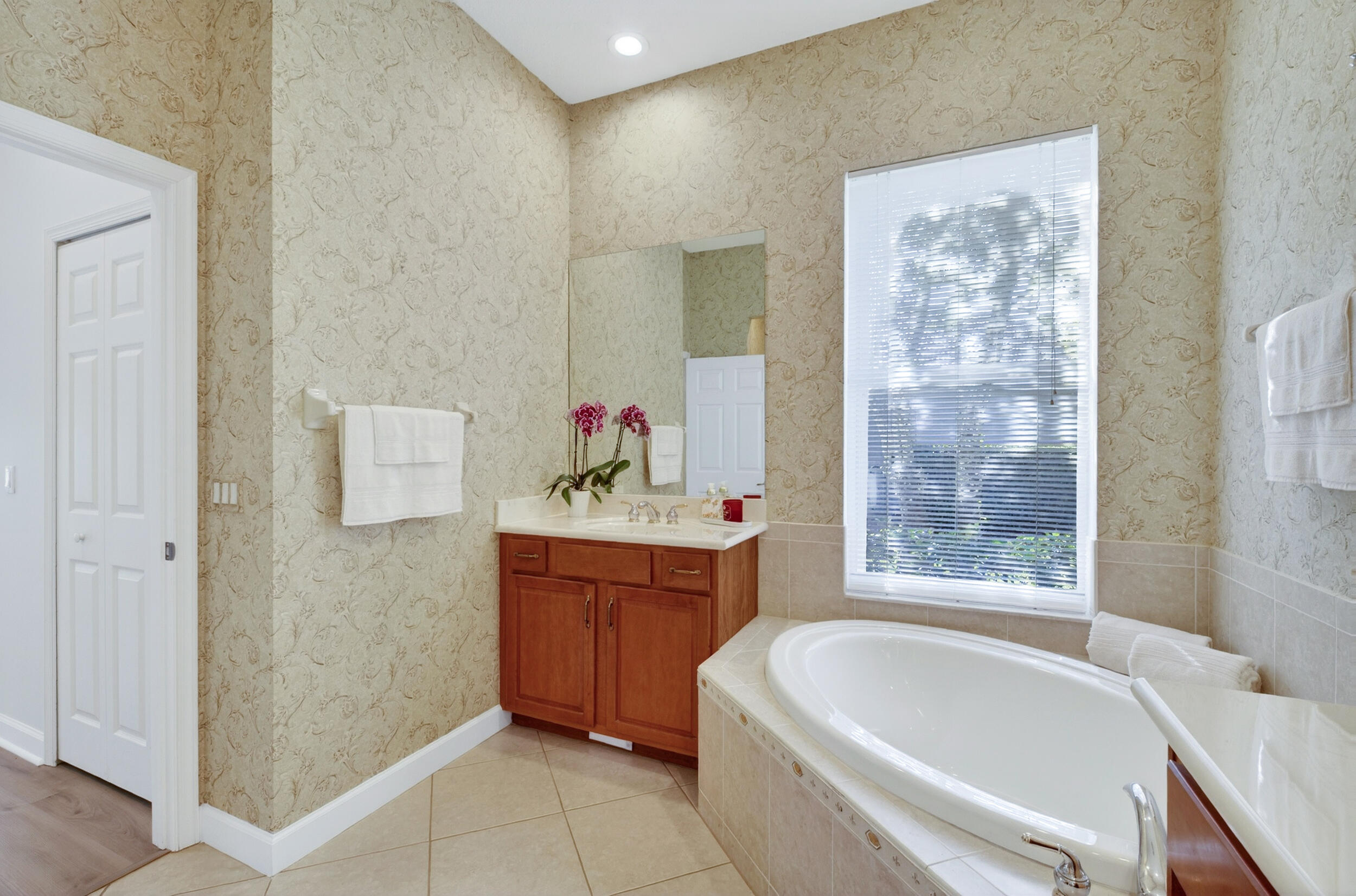 MLS #RX-11147810 image #36