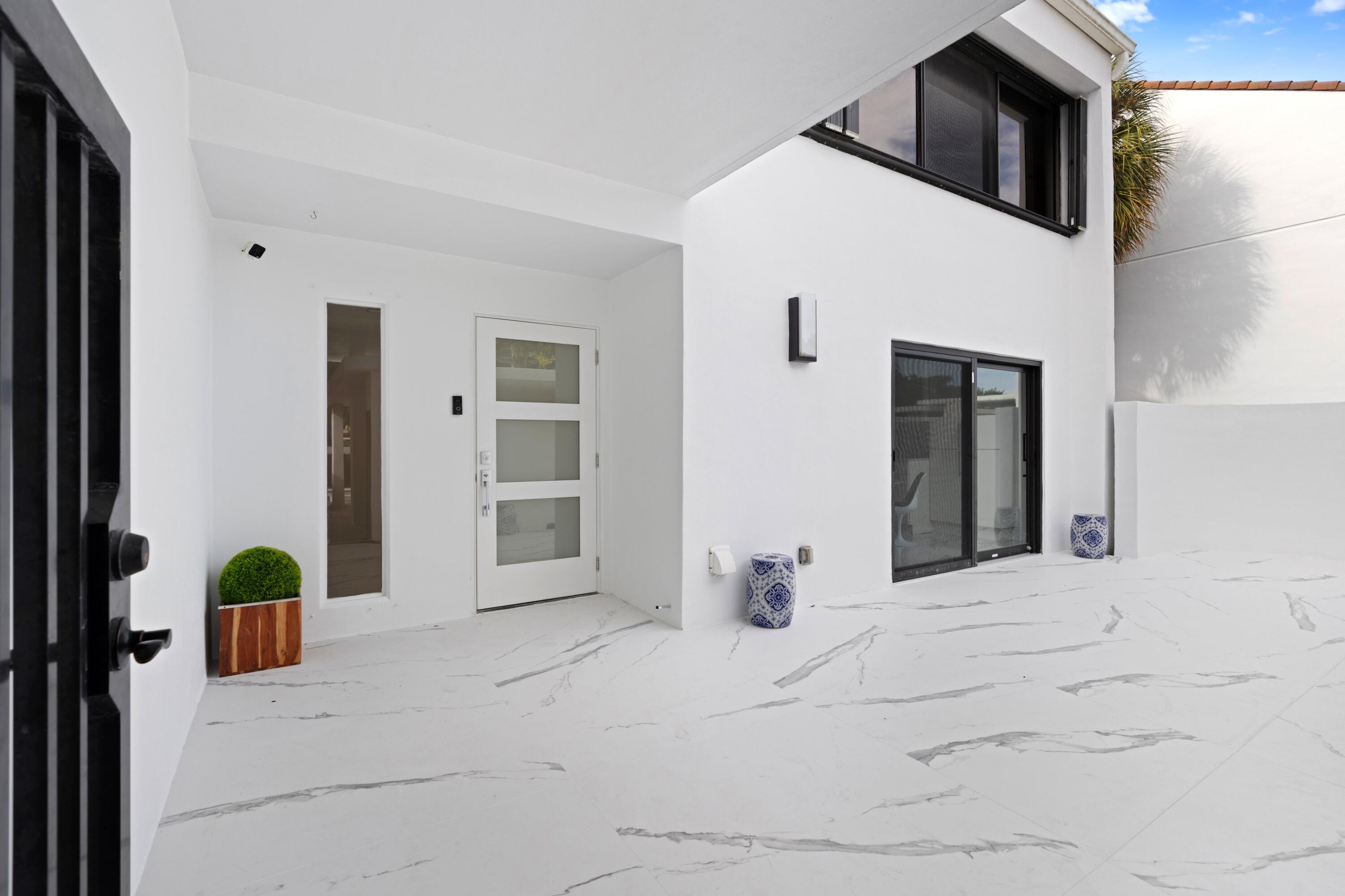 MLS #RX-10832856 image #1