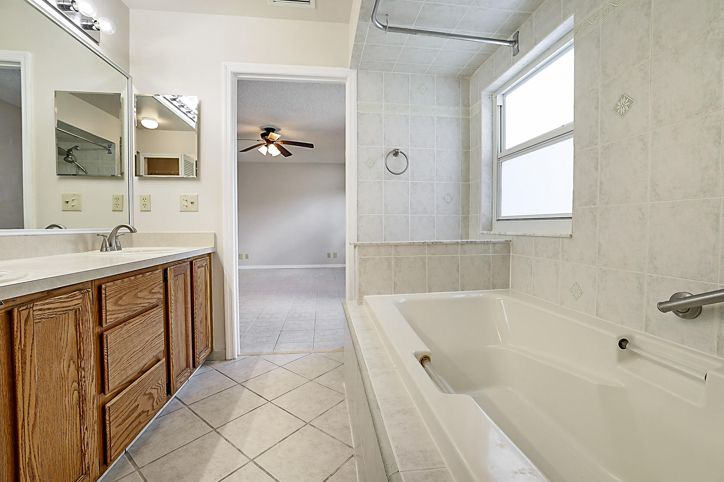 MLS #RX-11147903 image #38