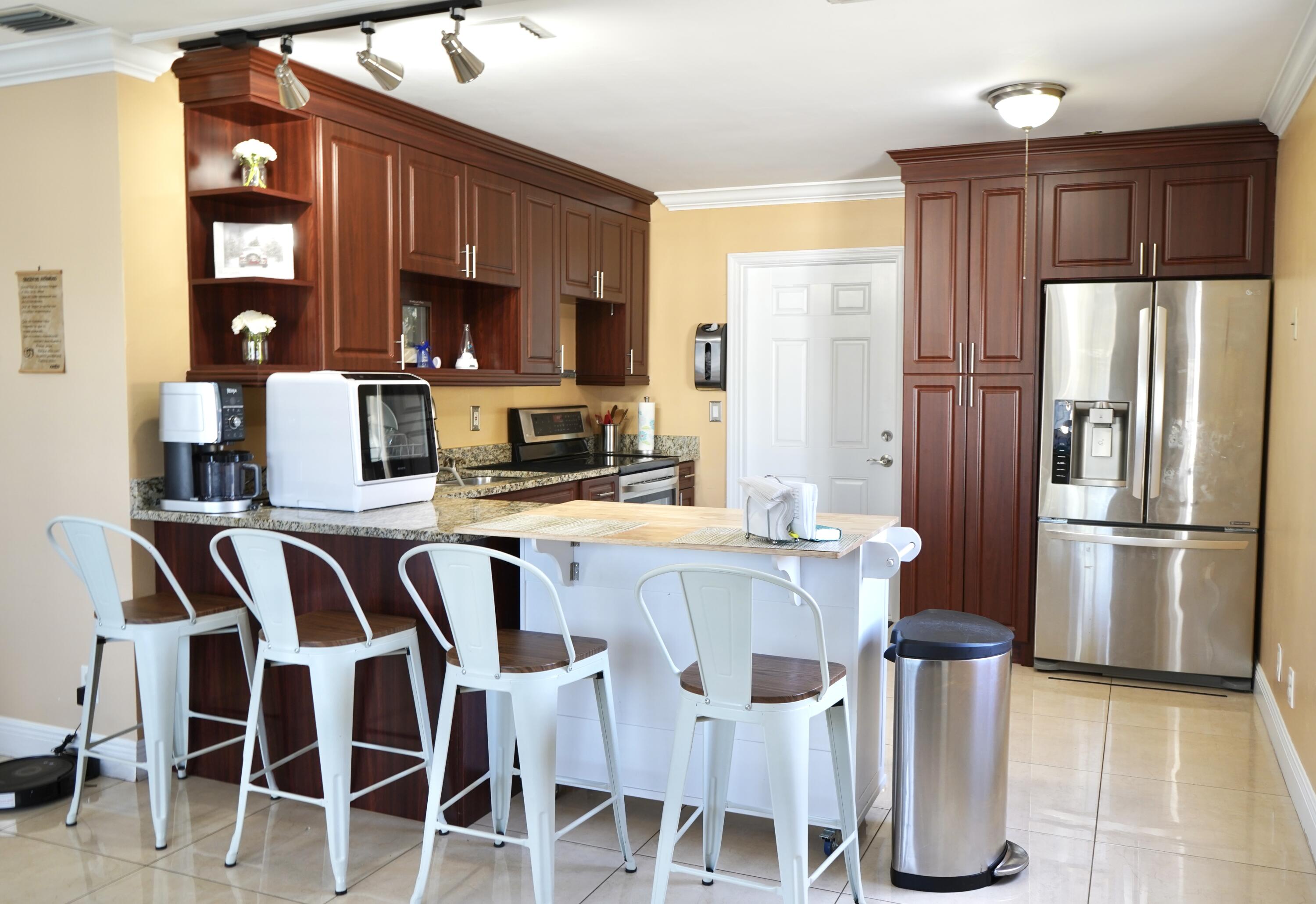 MLS #RX-11147933 image #2