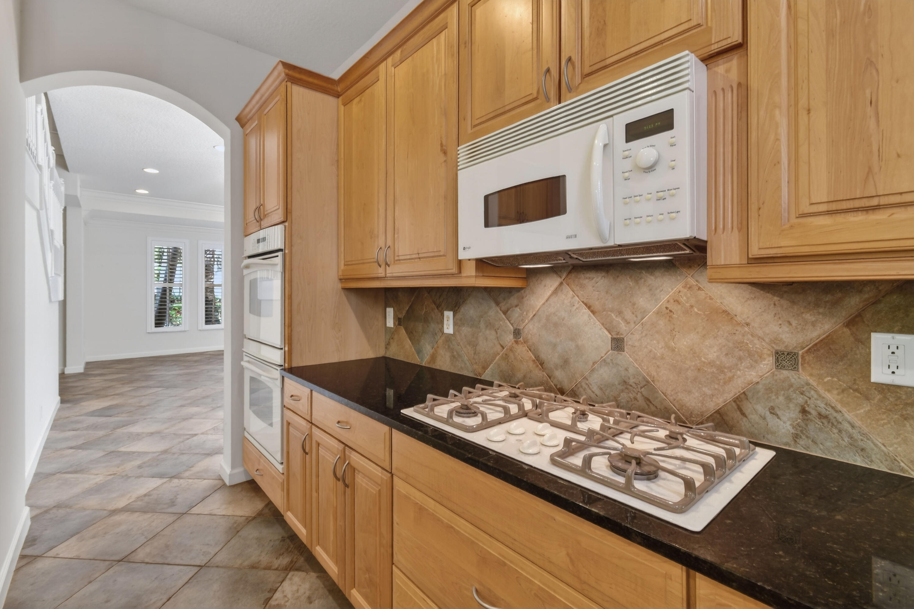 MLS #RX-11148022 image #9