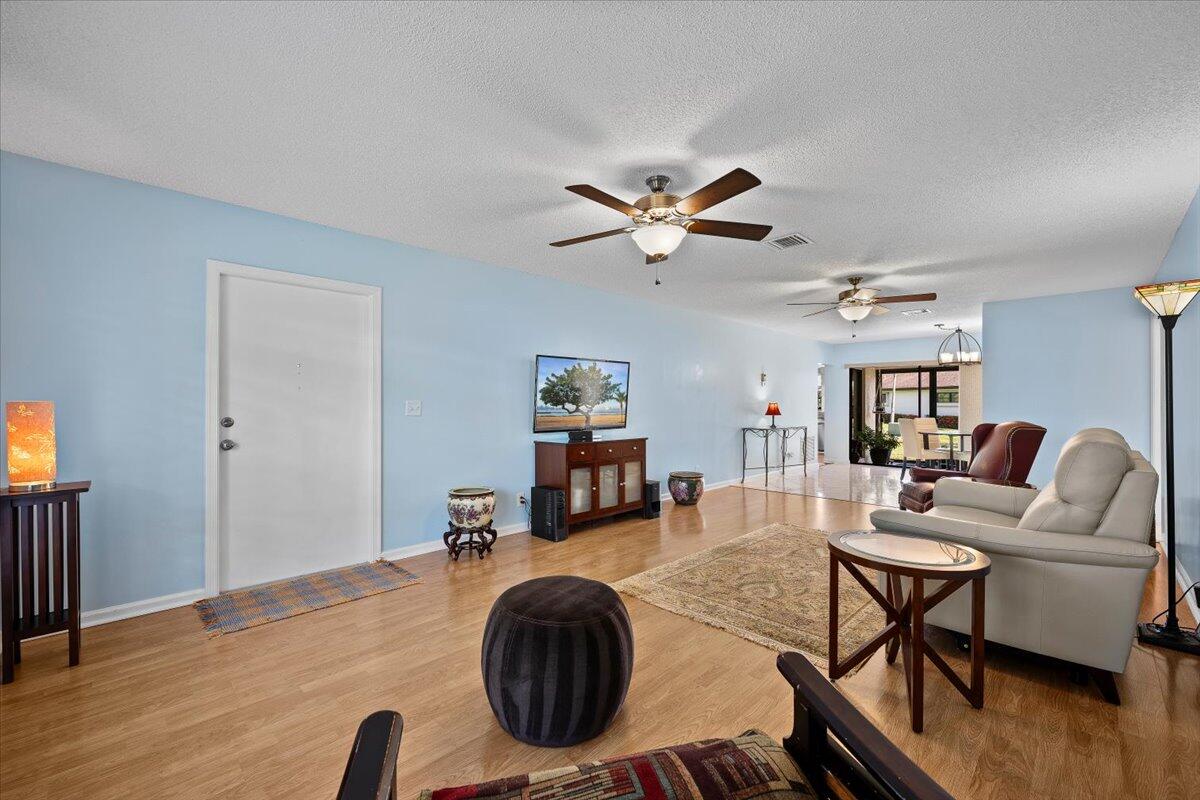 MLS #RX-11148027 image #2