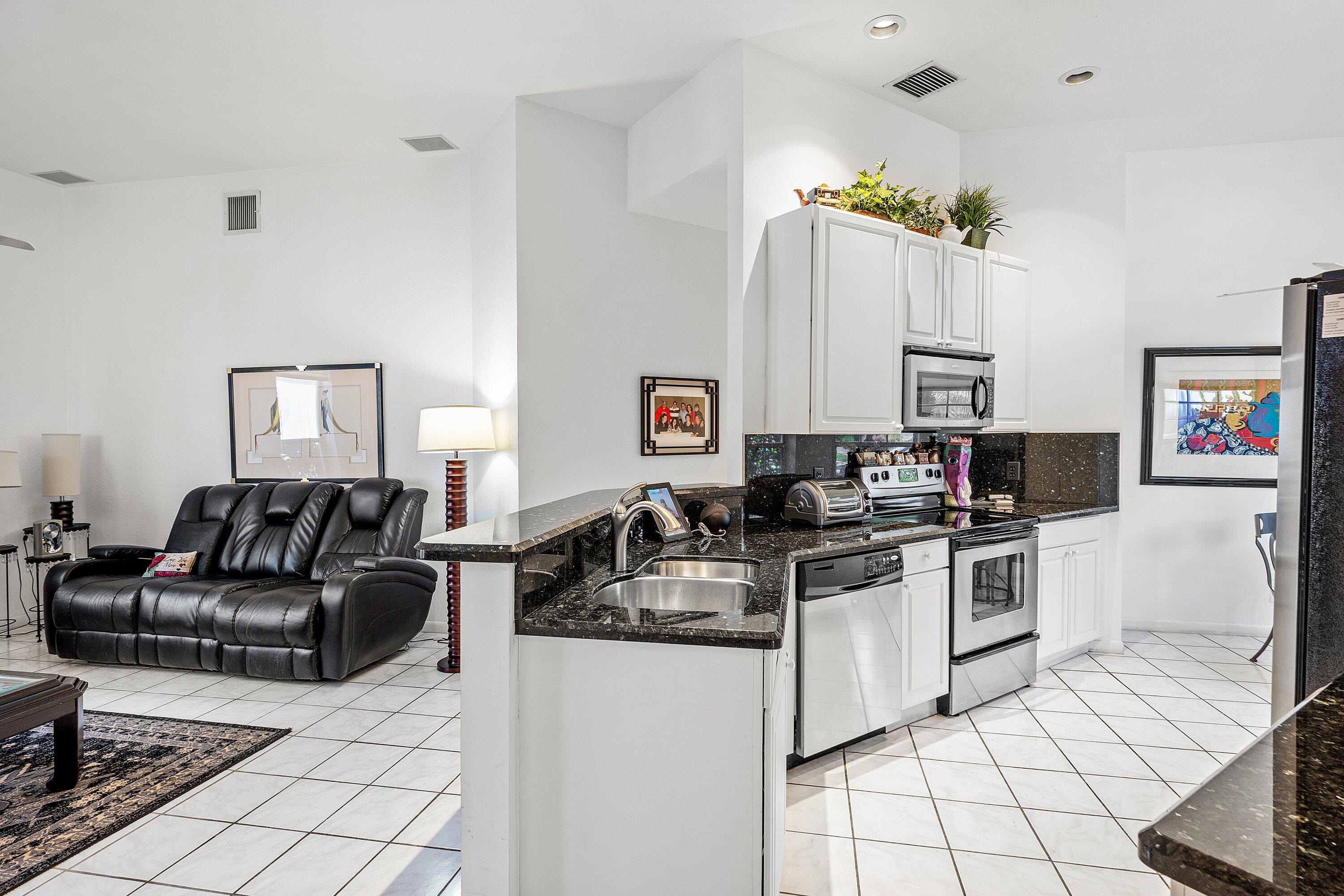 MLS #RX-11148058 image #5