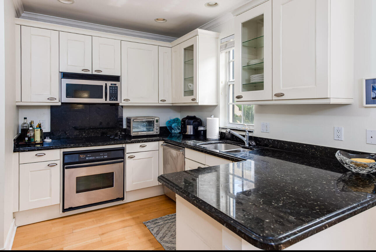 MLS #RX-11148073 image #2