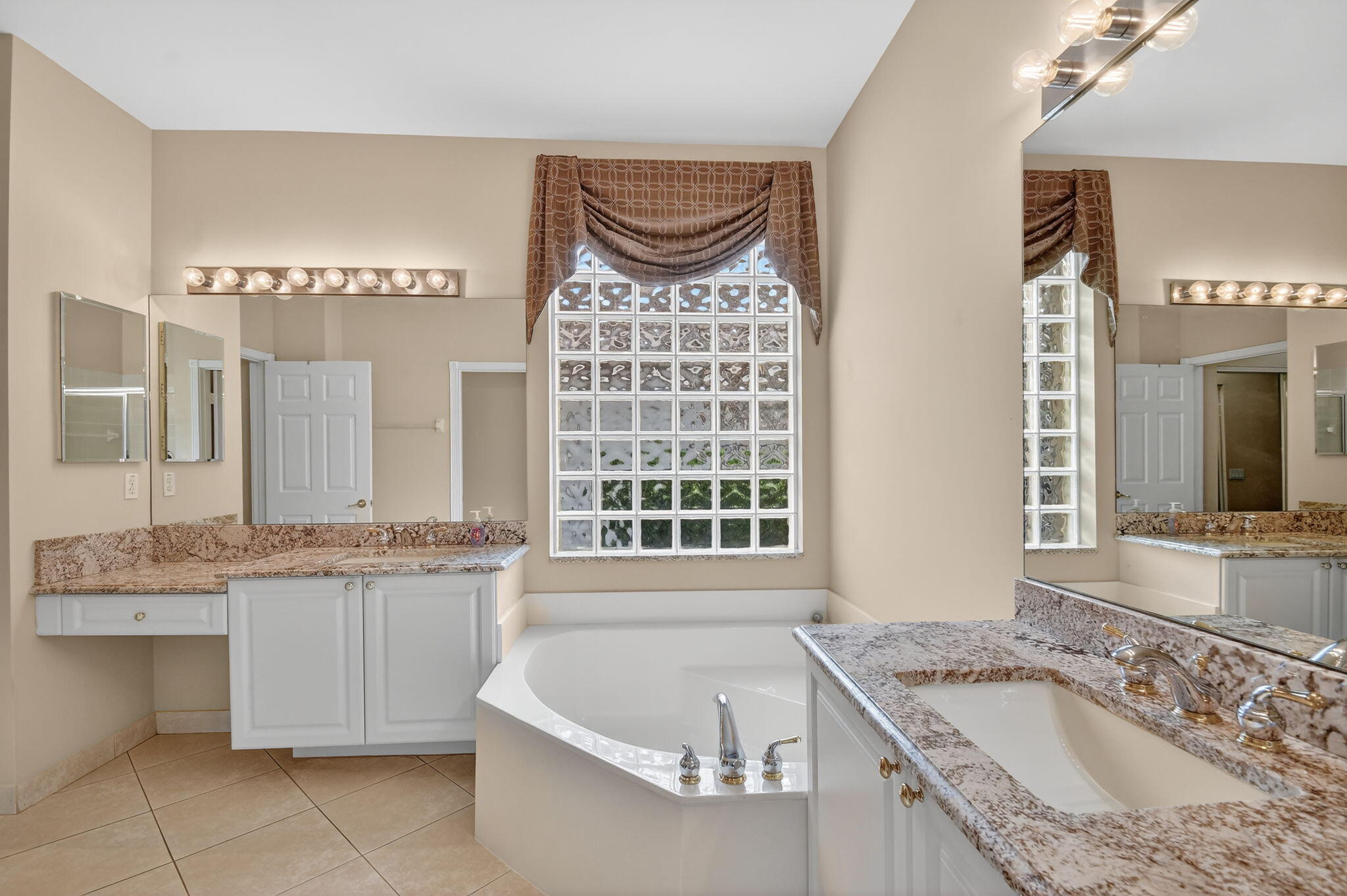 MLS #RX-11148305 image #35