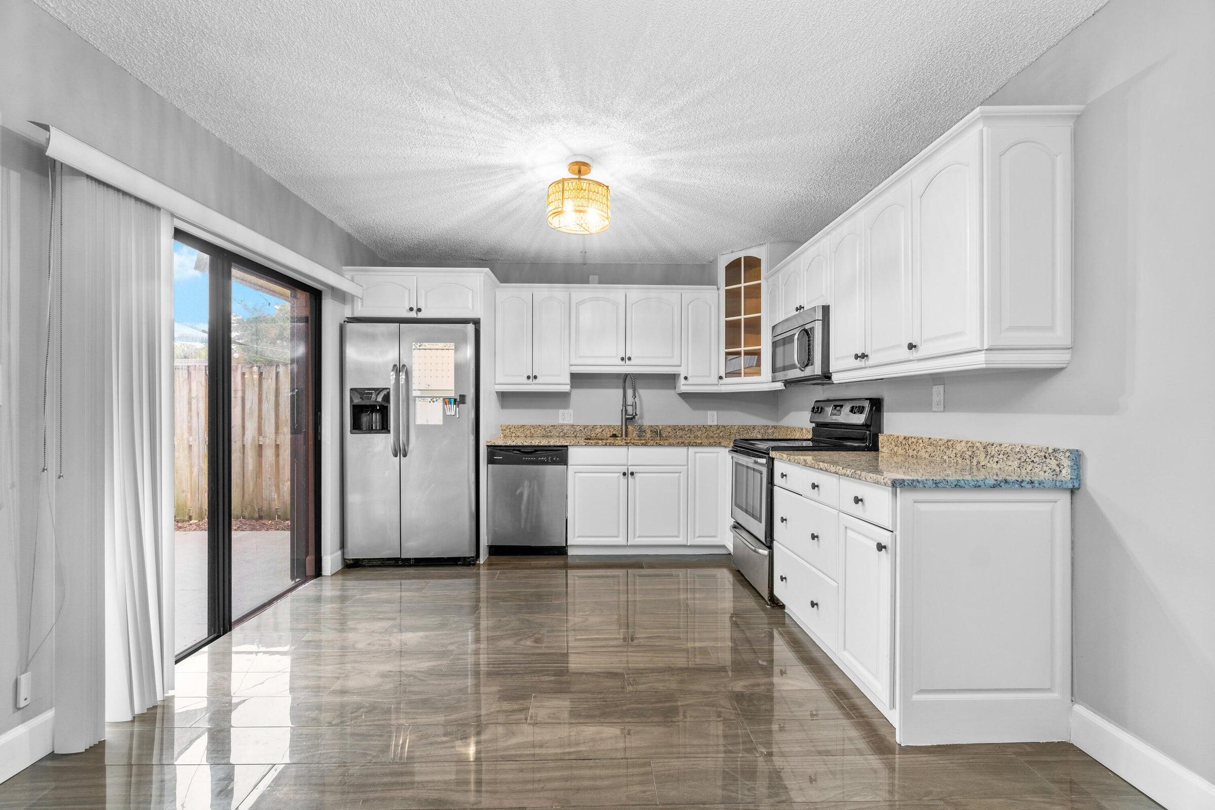 MLS #RX-11148430 image #3