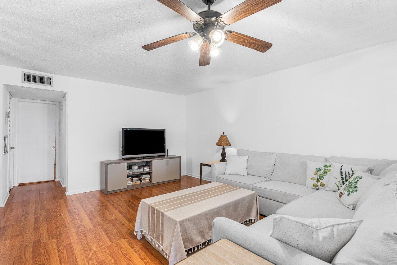 MLS #RX-11148439 image #9