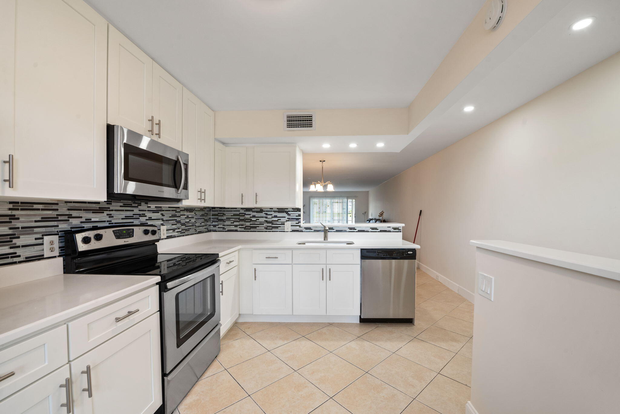 MLS #RX-11148621 image #1