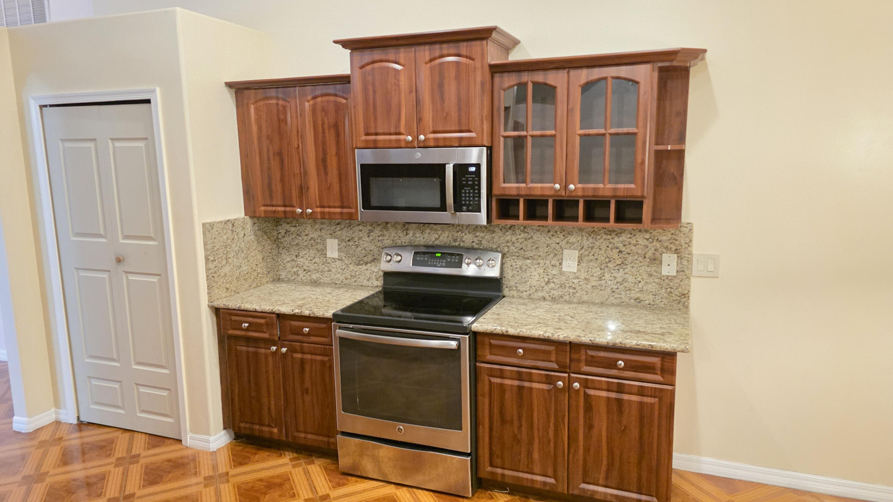 MLS #RX-11148656 image #2