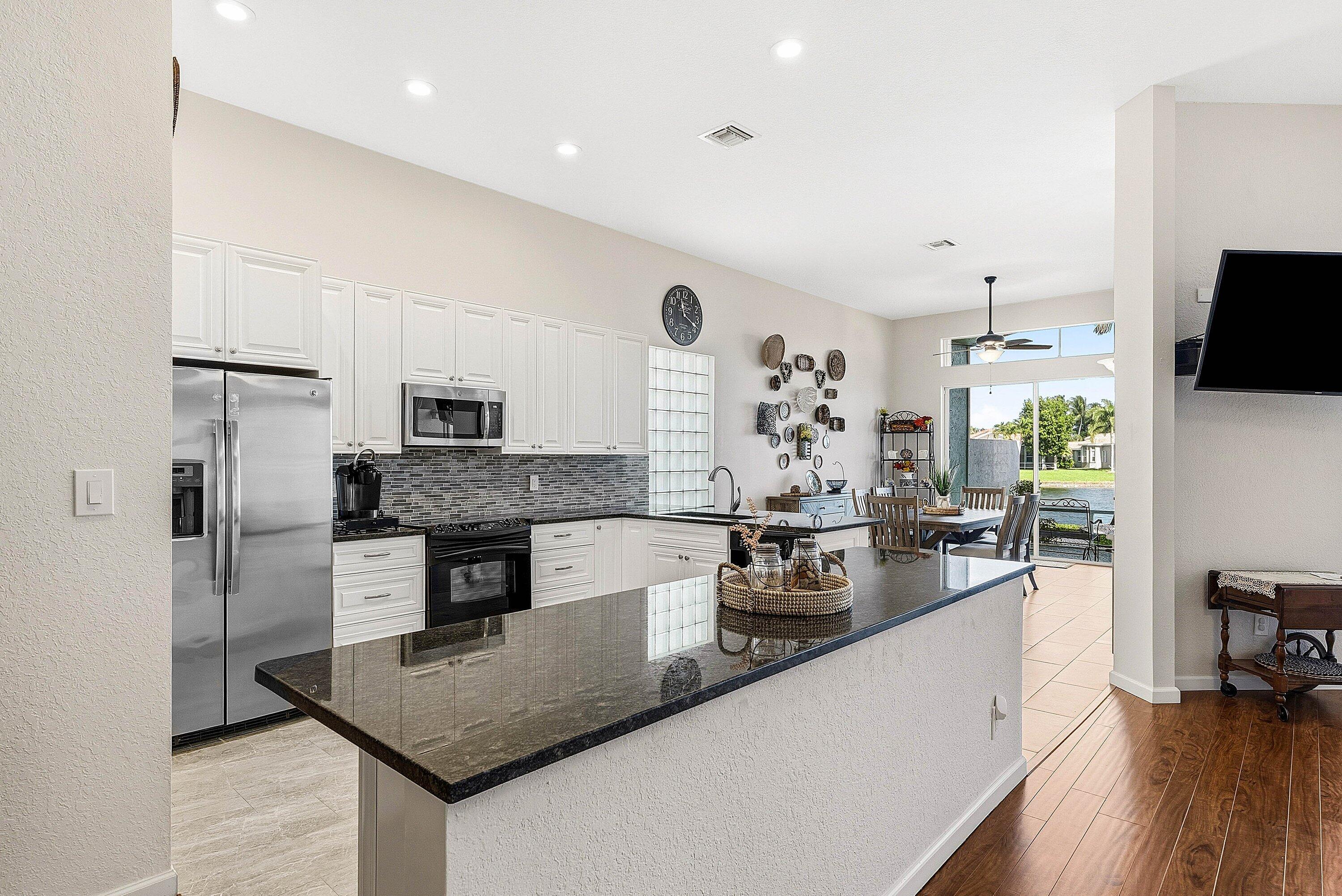 MLS #RX-11148756 image #4