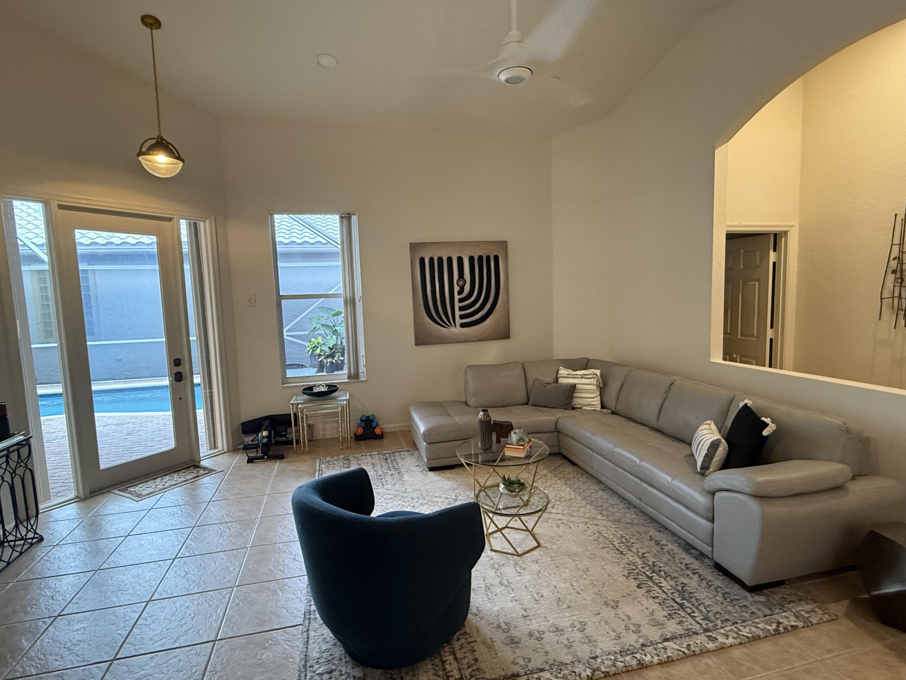 MLS #RX-11148782 image #1