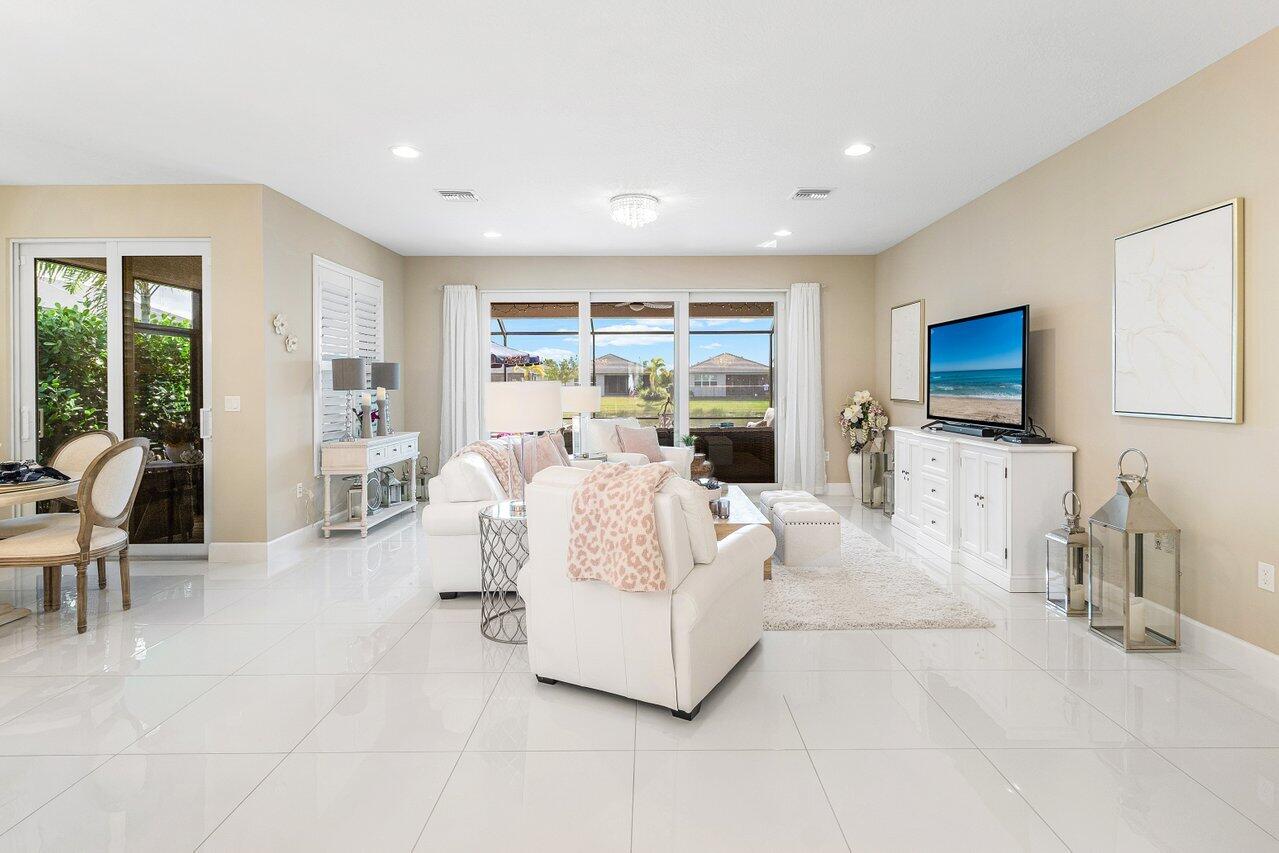 MLS #RX-11148975 image #12