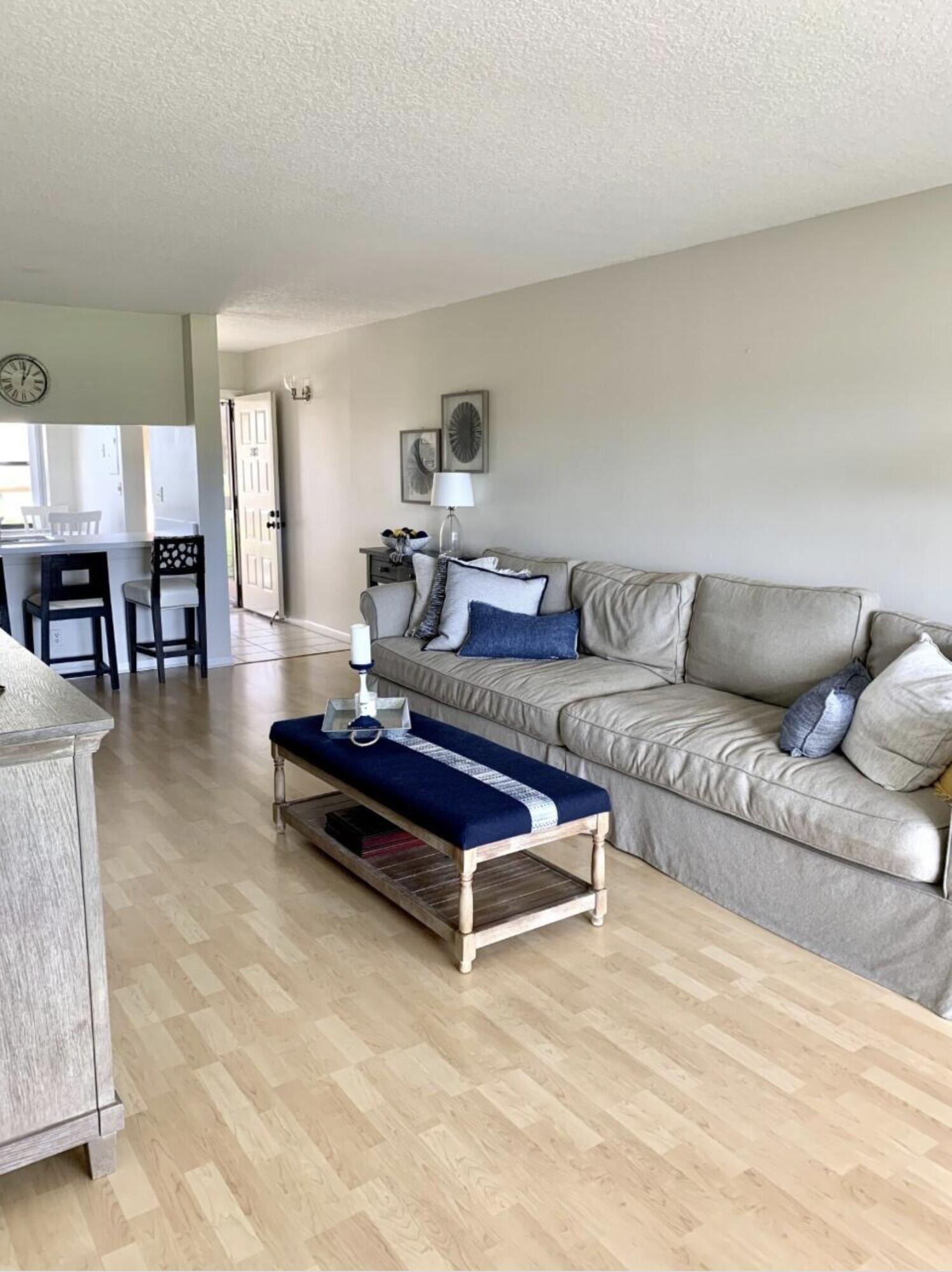 MLS #RX-11149007 image #2