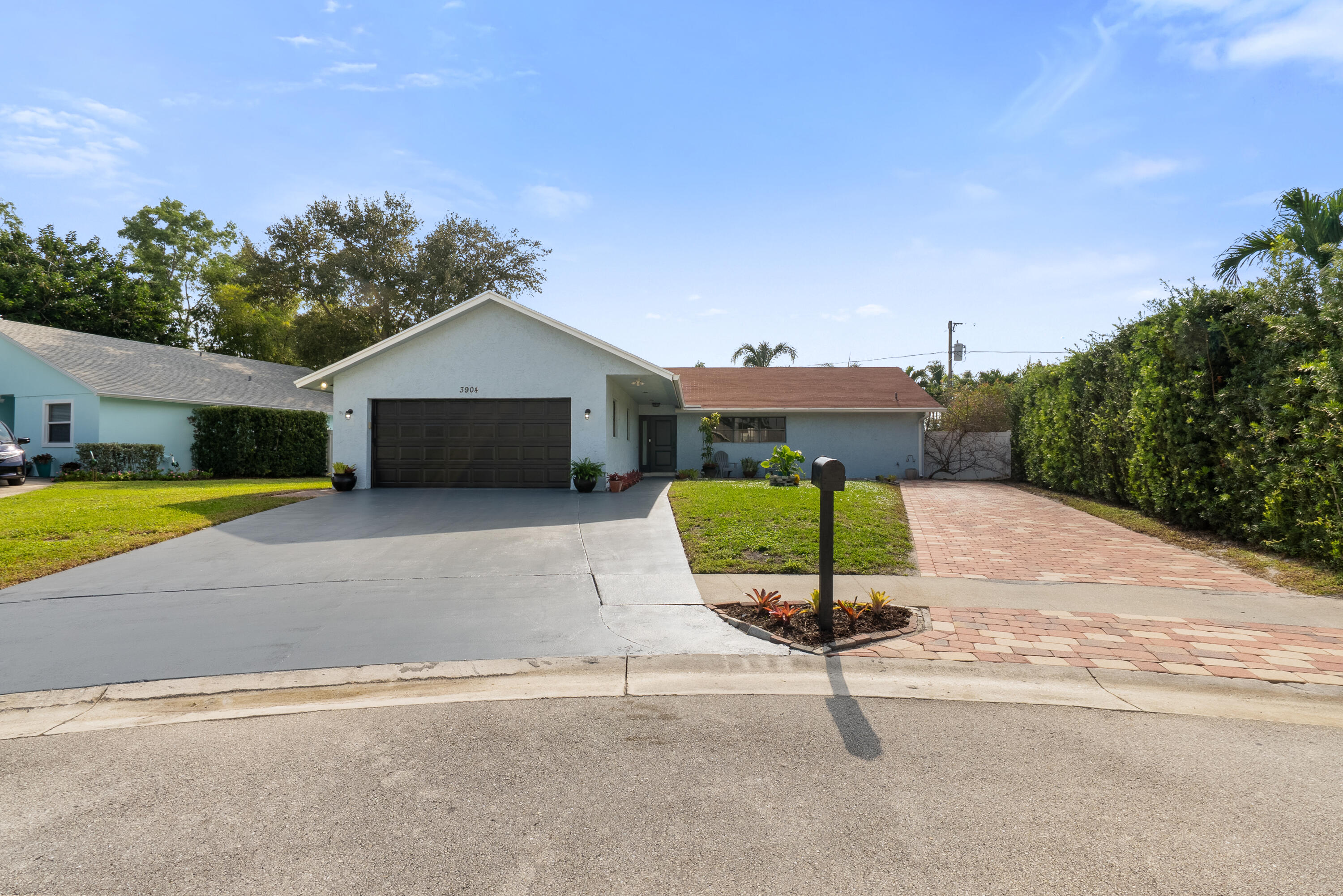 MLS #RX-11149070 image #1