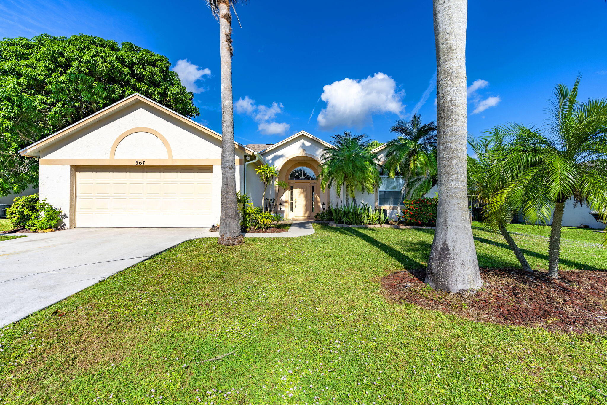 MLS #RX-11149600 image #1