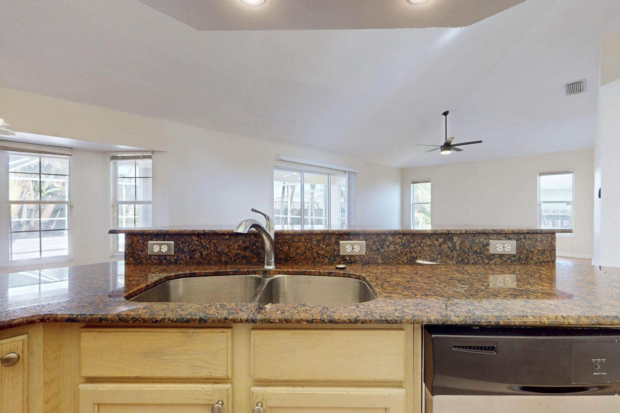 MLS #RX-11149600 image #16