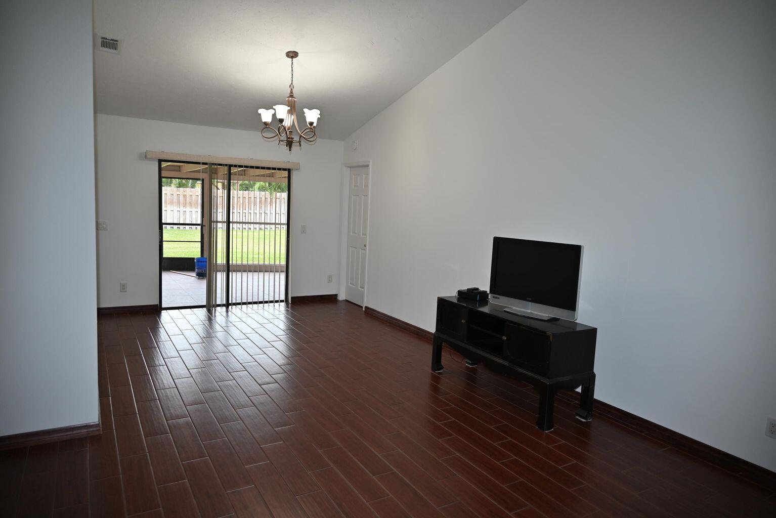 MLS #RX-11150985 image #11