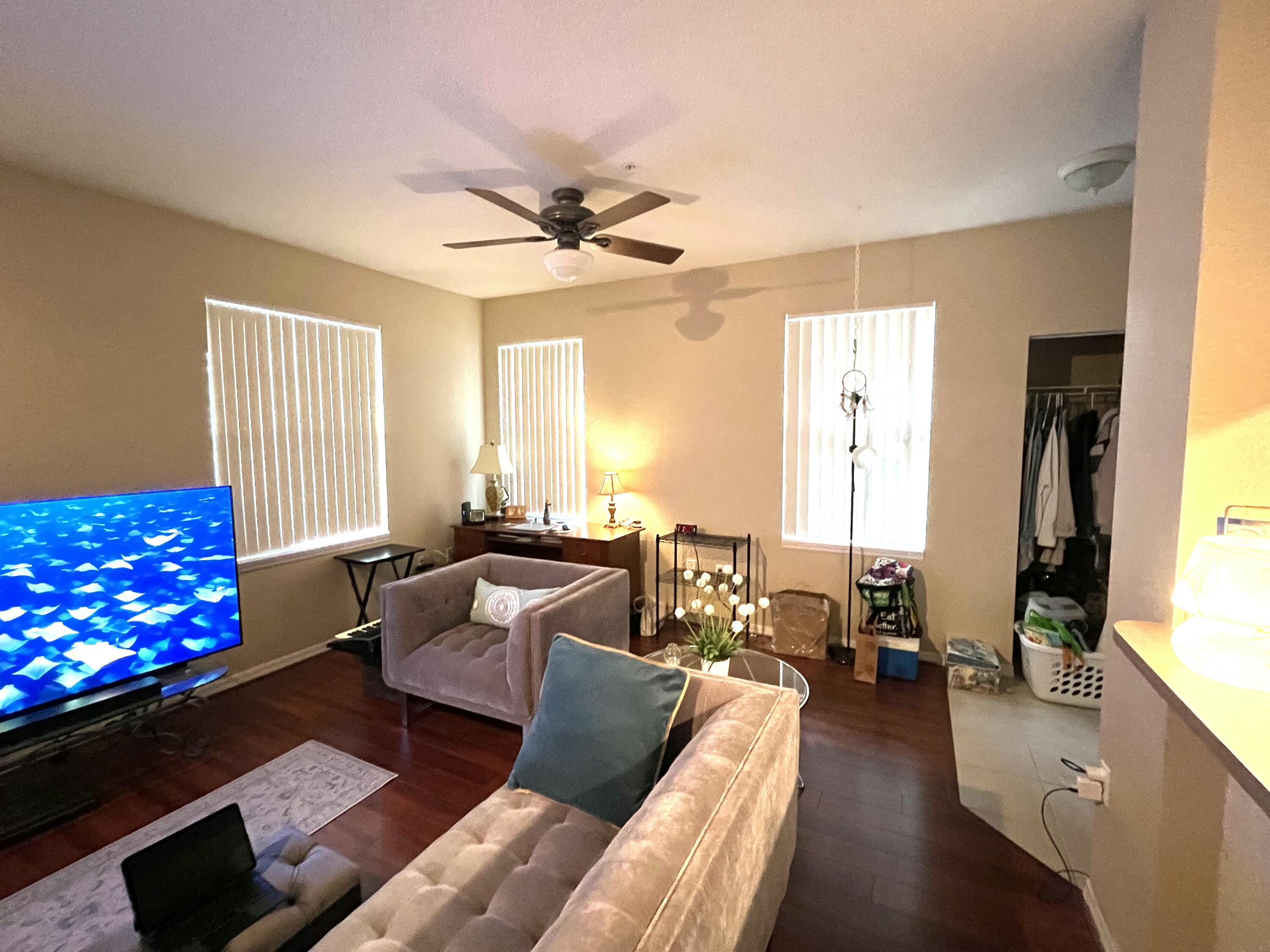 MLS #RX-11152658 image #0