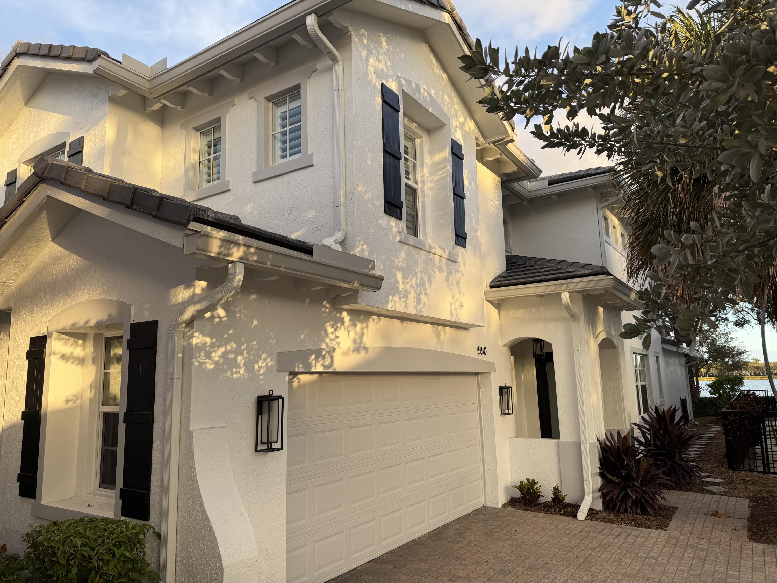 MLS #RX-11152671 image #0