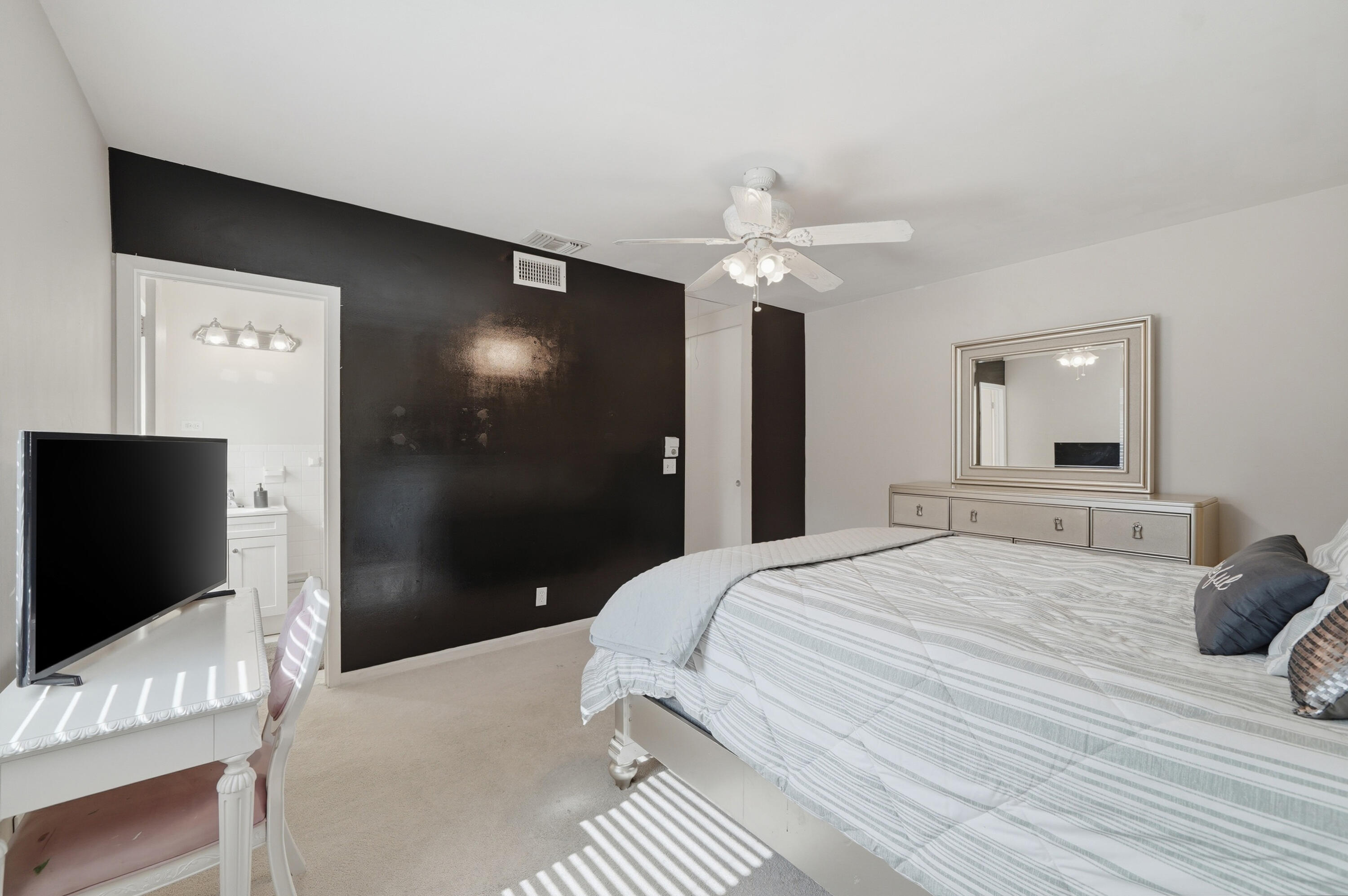 MLS #RX-11153199 image #13