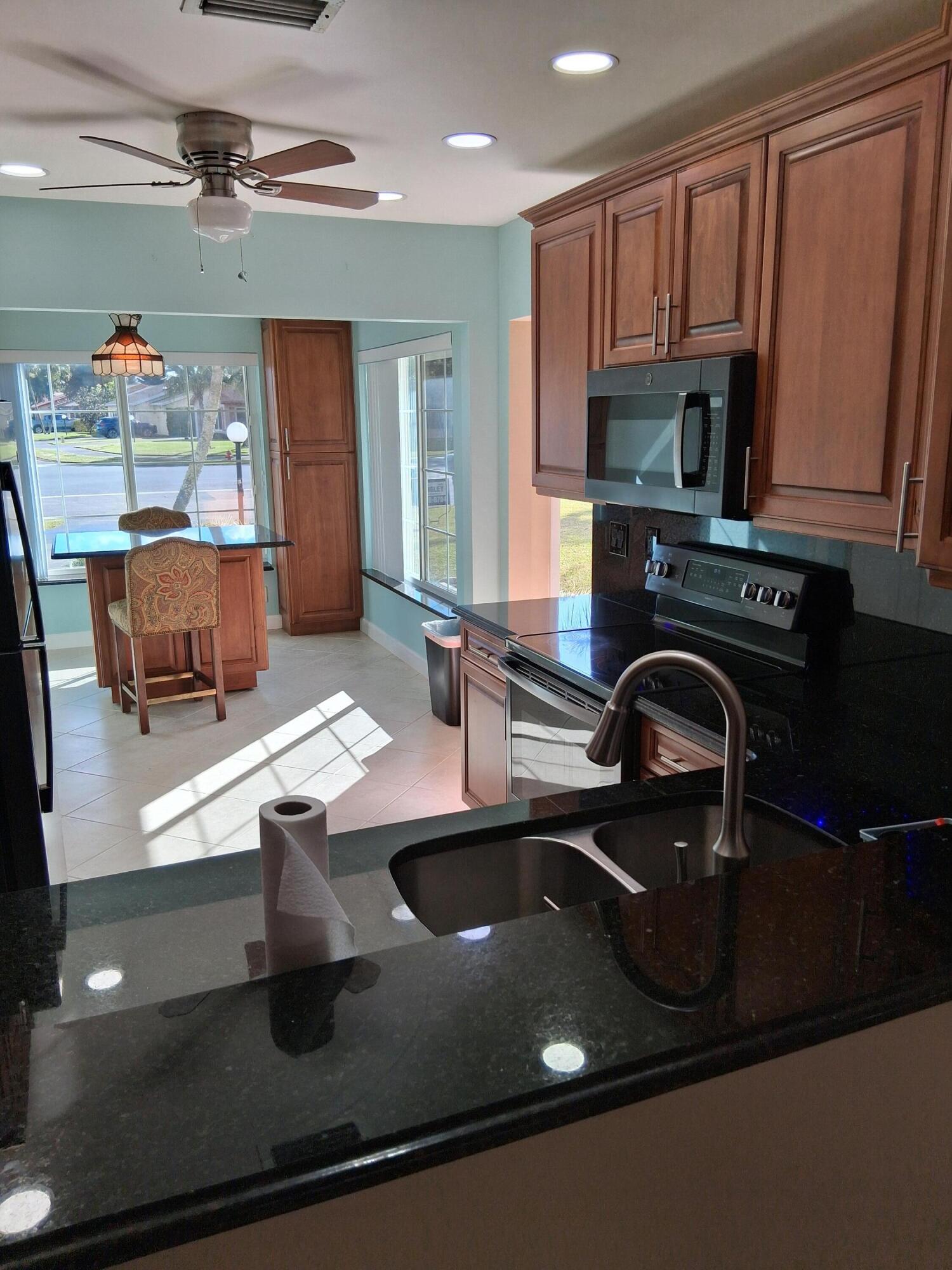 MLS #RX-11153367 image #1