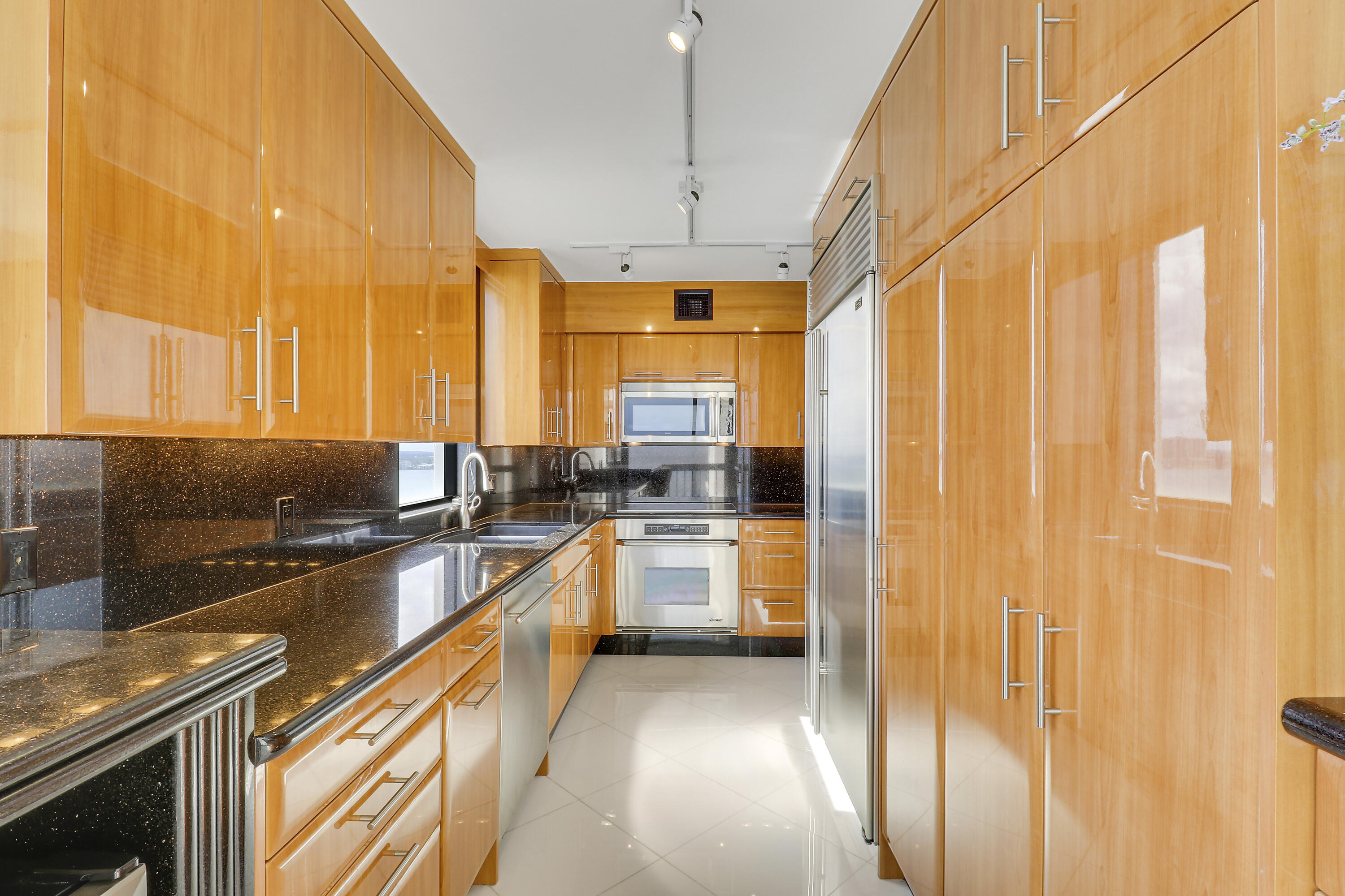 MLS #RX-11153374 image #3