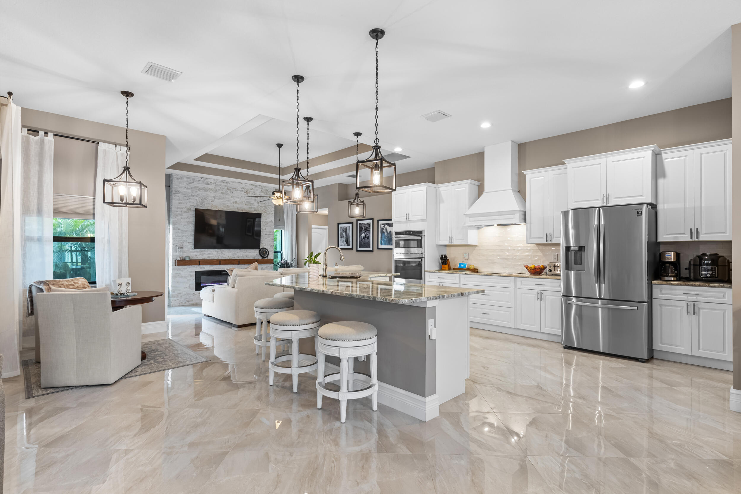 MLS #RX-11153769 image #1