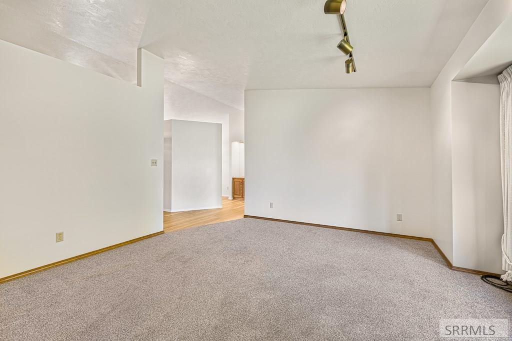 MLS #2175983 image #3