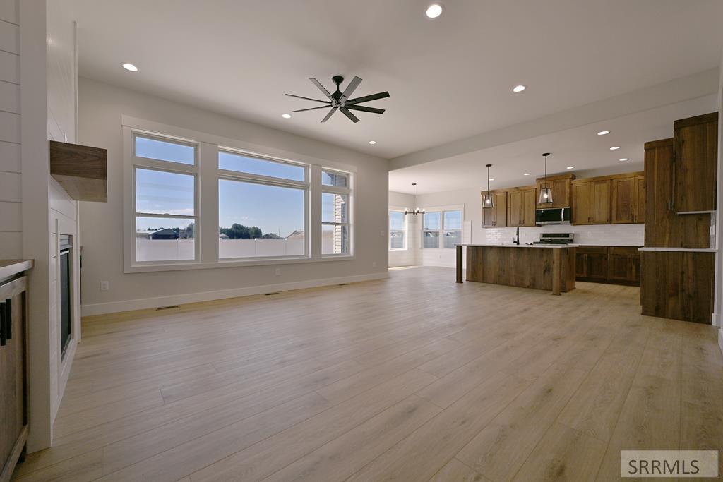 MLS #2176376 image #3