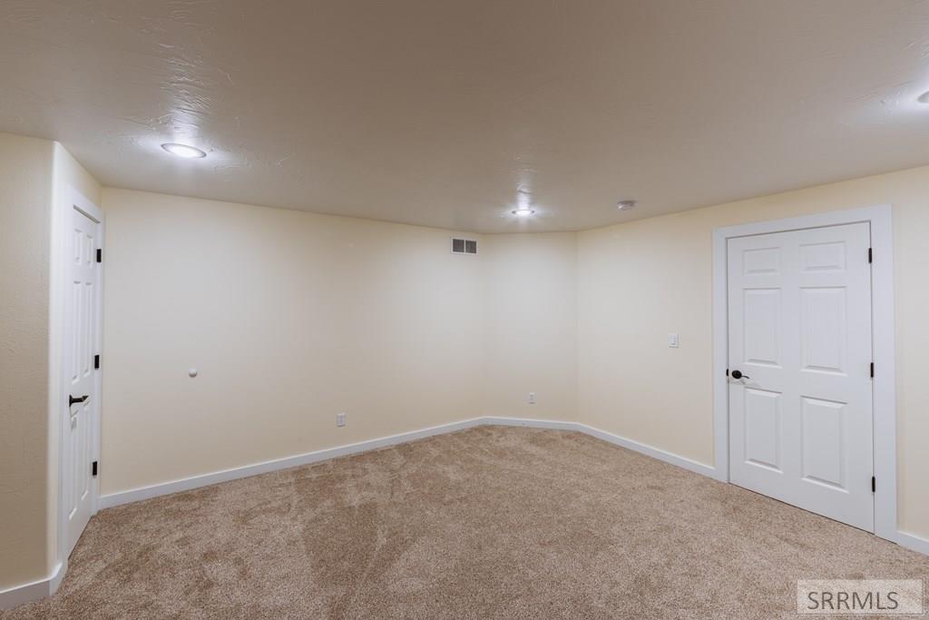 MLS #2176401 image #32