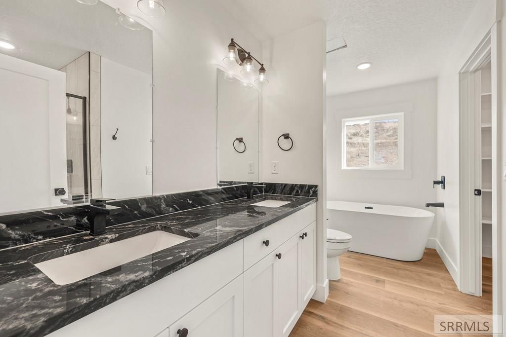 MLS #2176624 image #9