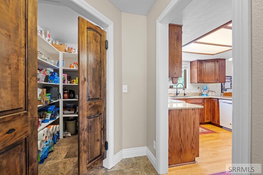 MLS #2176948 image #23