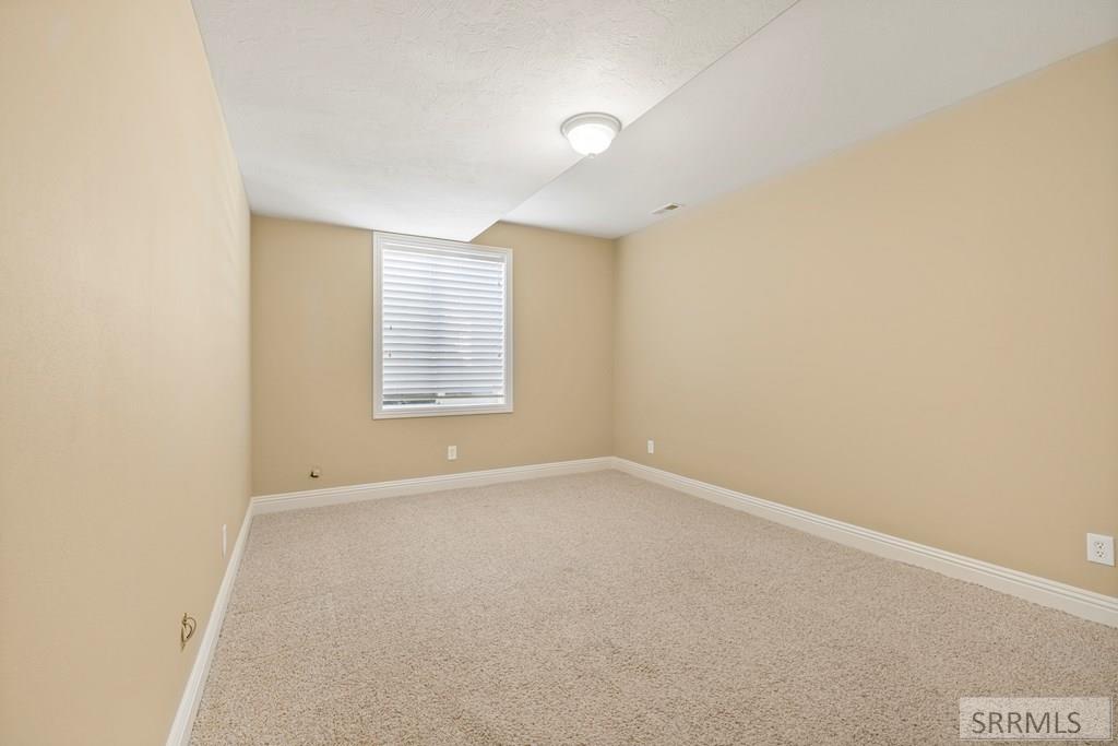 MLS #2178084 image #41