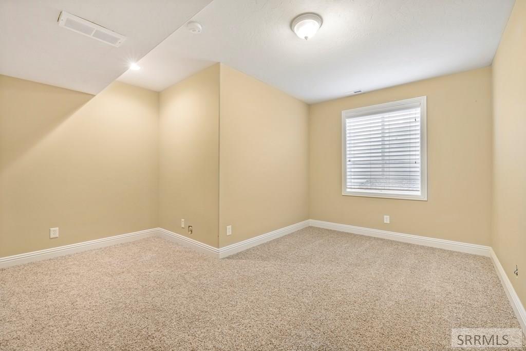 MLS #2178084 image #44
