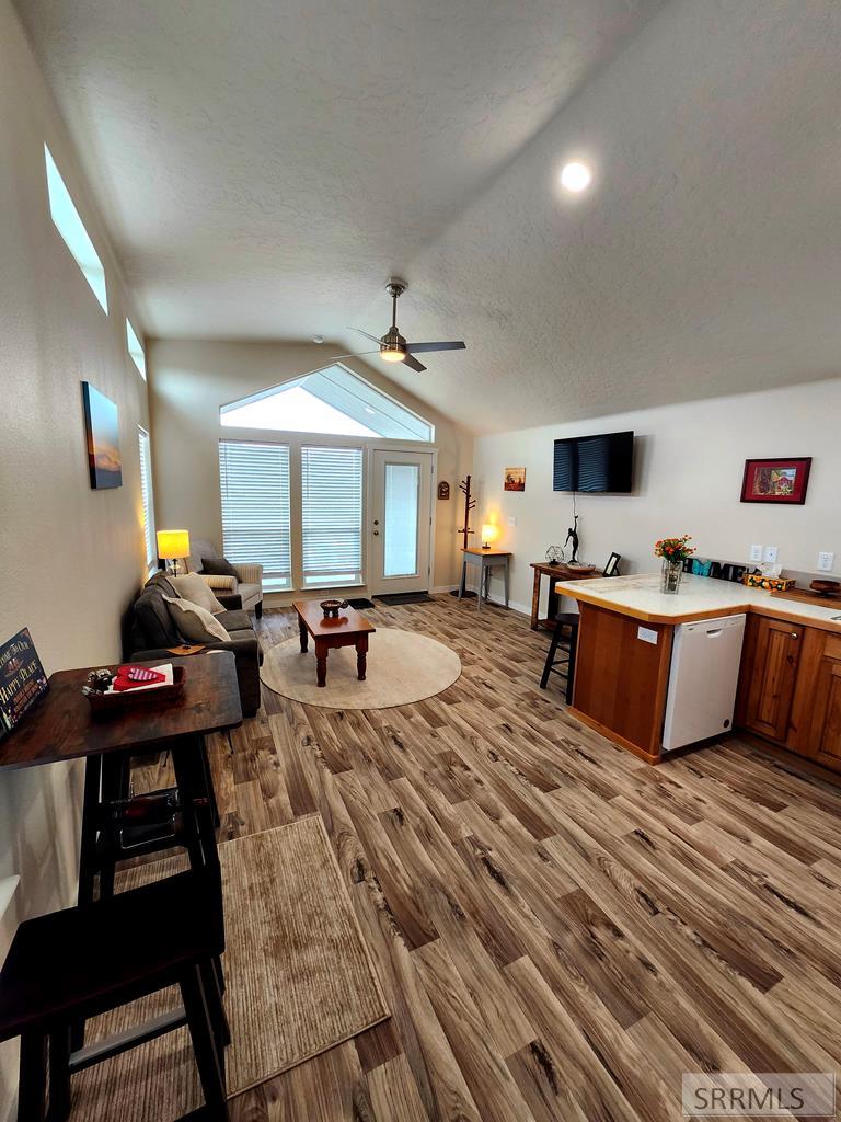 MLS #2178450 image #61