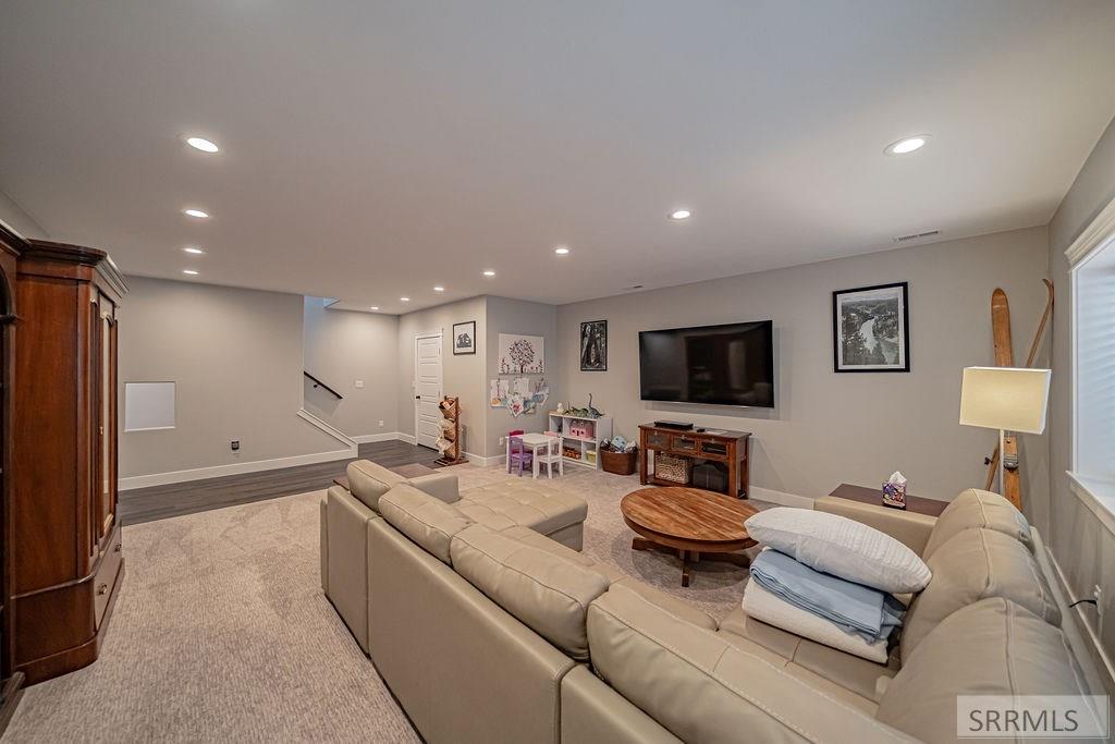 MLS #2178808 image #55