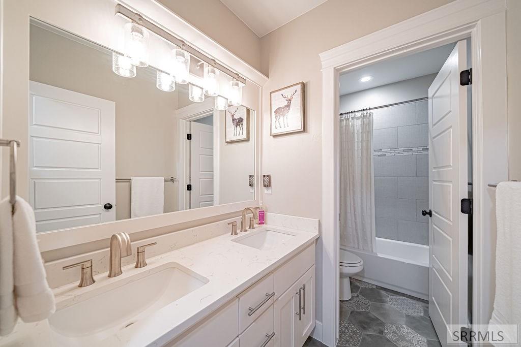 MLS #2178808 image #62