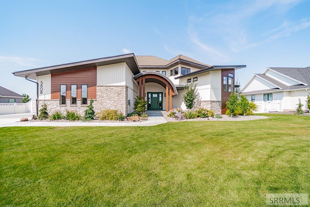 MLS #2178972 image #0