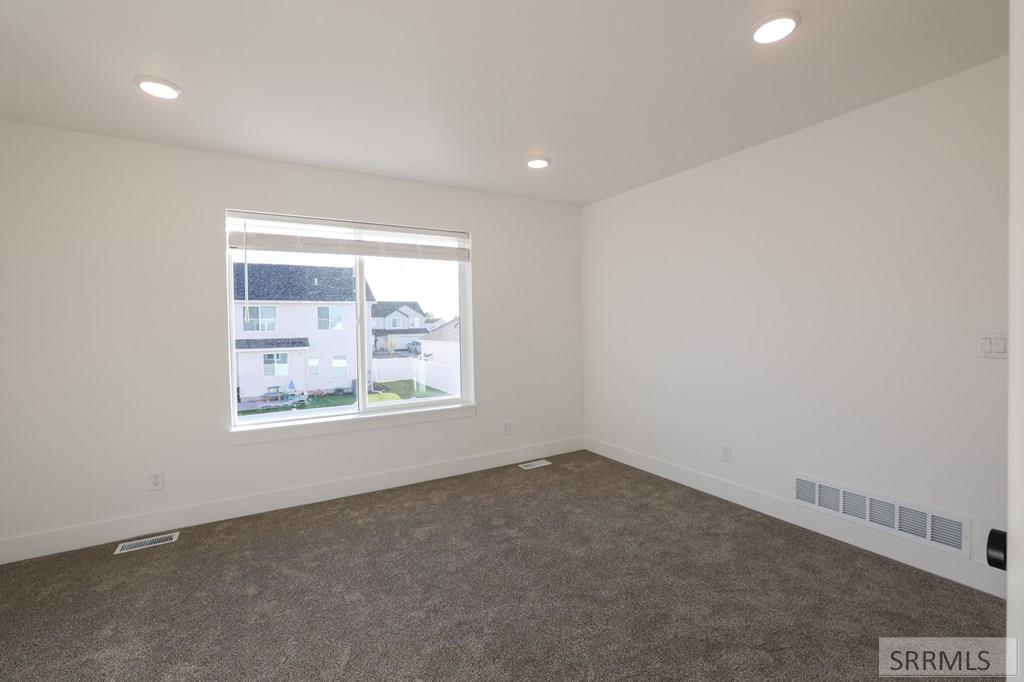 MLS #2179324 image #9